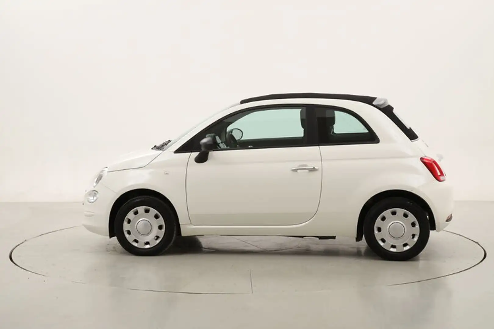 Fiat 500 Hybrid Cabrio 1.0 Mild Hybrid 69CV Weiß - 2