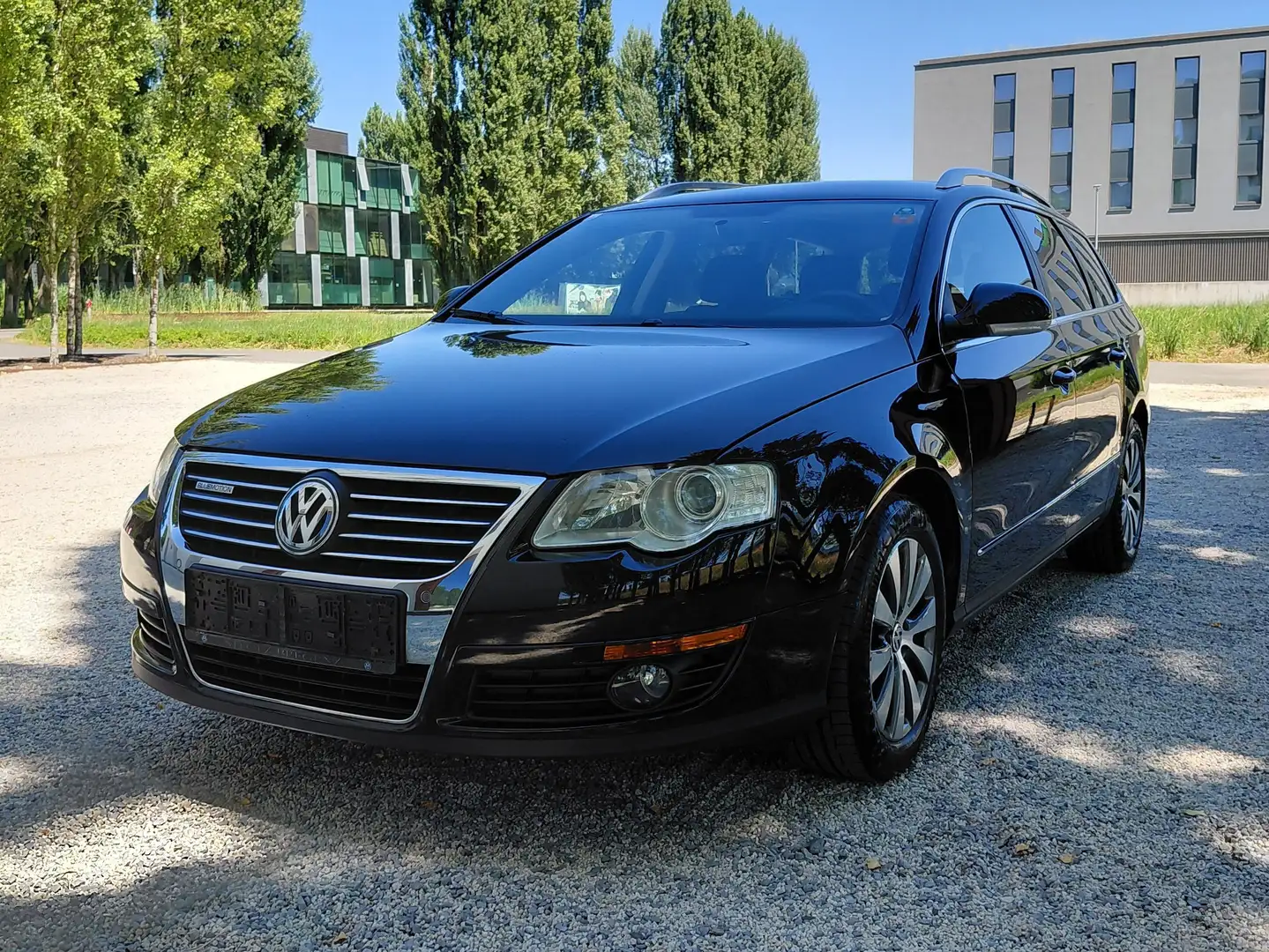 Volkswagen Passat Variant Passat Var. Trendline Business BlueMotion 1,9 TDI Schwarz - 2