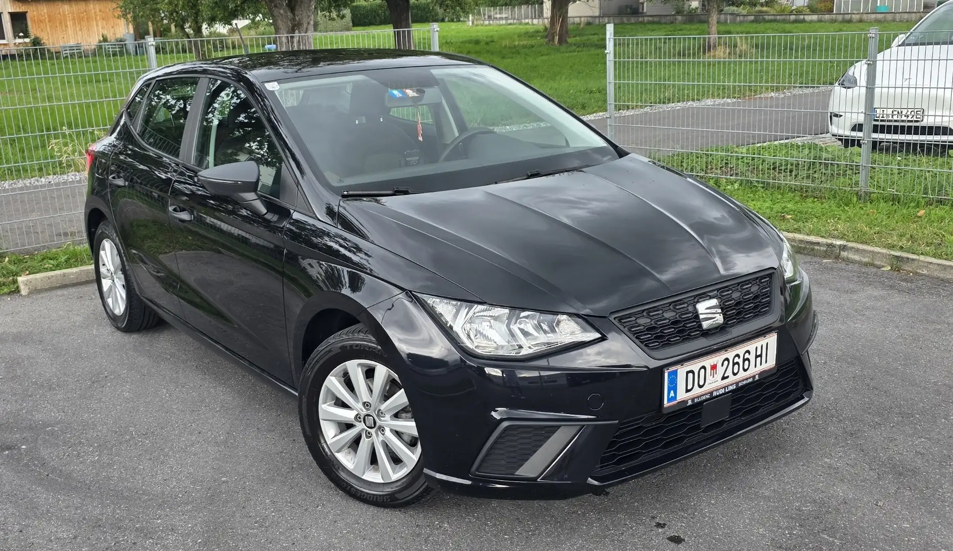 SEAT Ibiza Tempomat Parksensor Sitzheizung Schwarz - 1