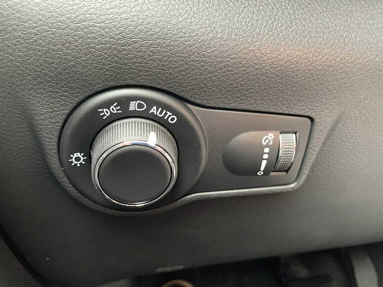 Jeep Compass снимка Jeep Compass