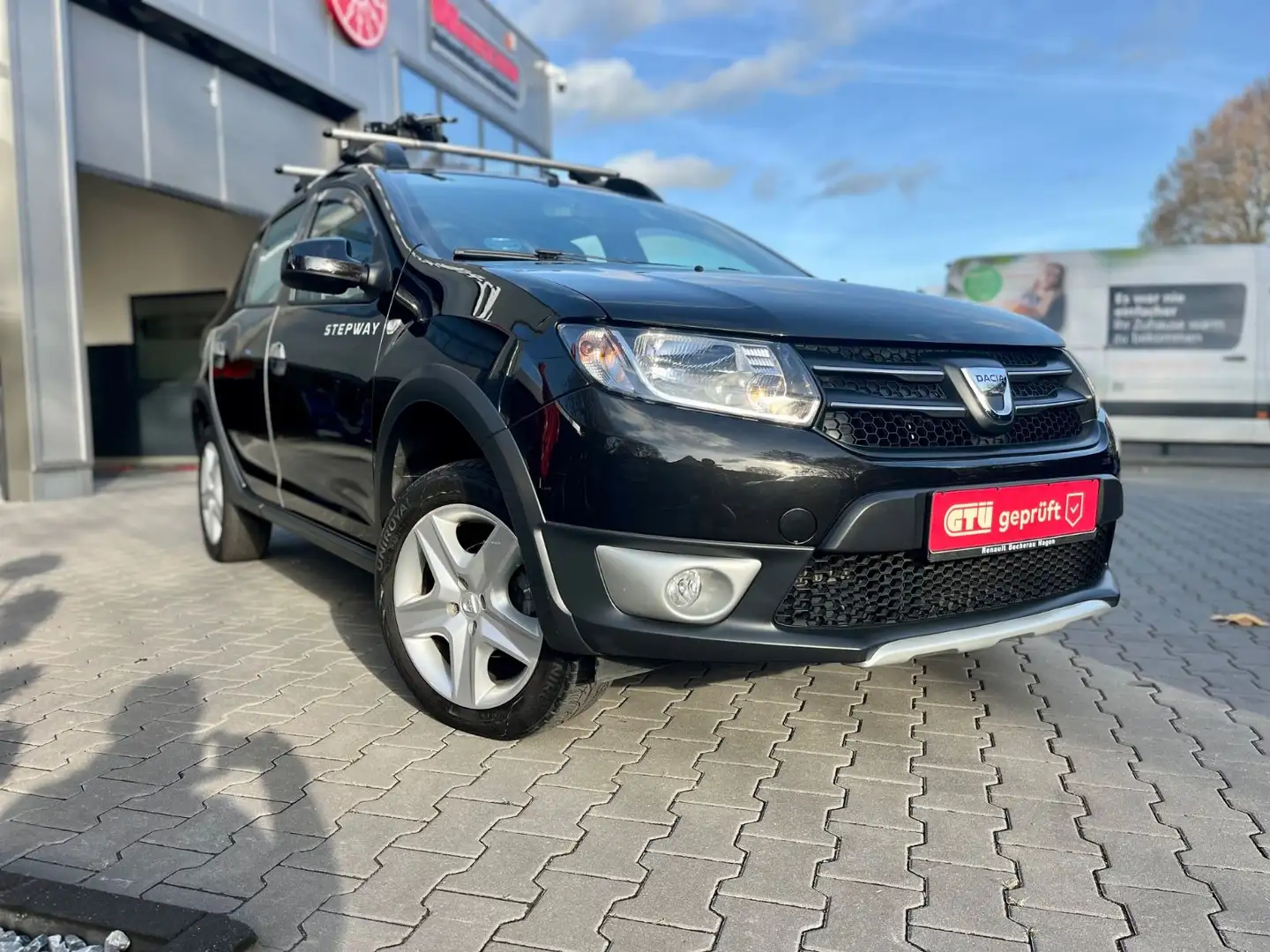Dacia Sandero Stepway IIPrestige Navi AHK Klima Zahnriem. Neu Schwarz - 2