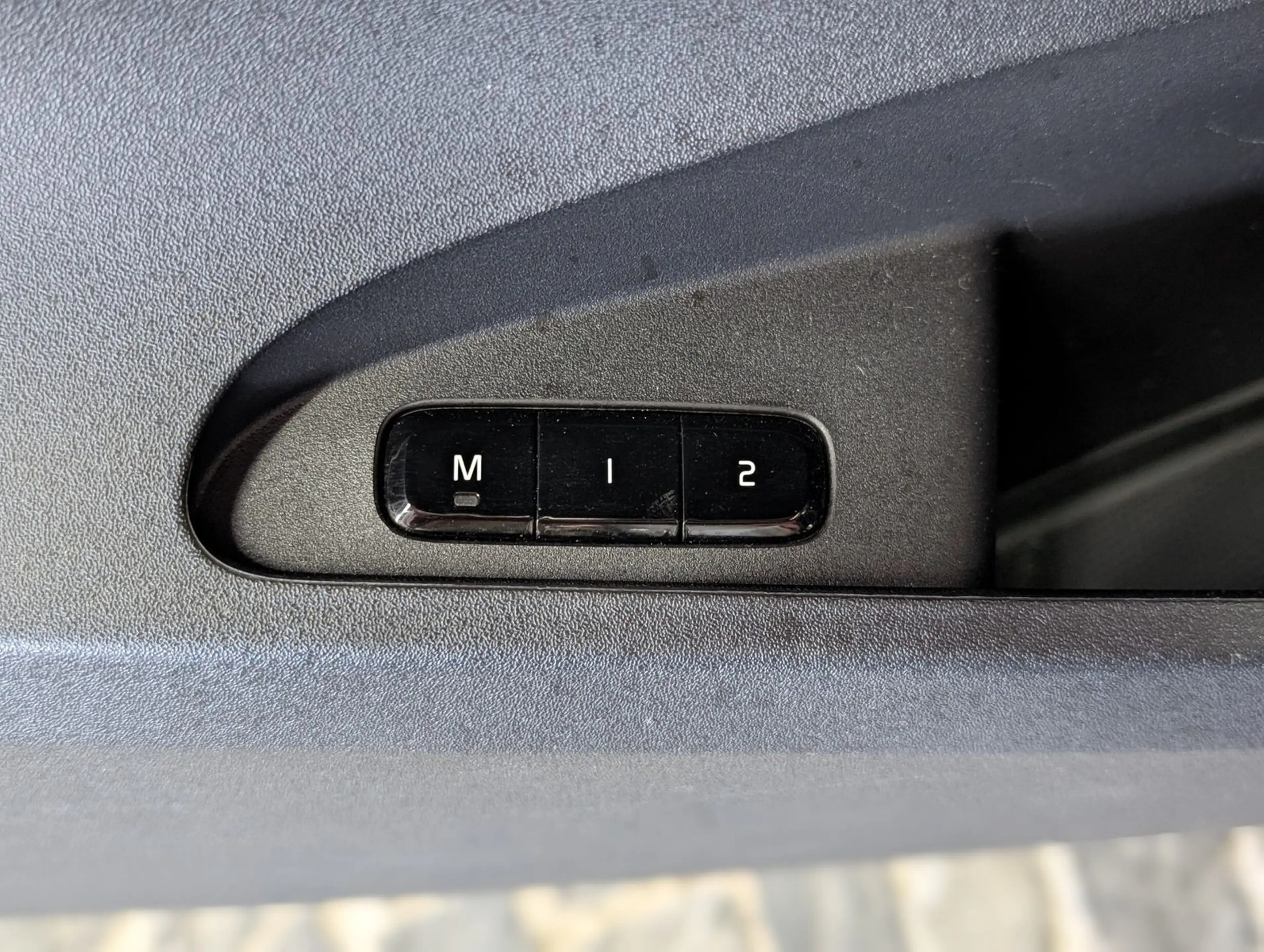 Polestar 2 78 KWh Long Range Pilot LED 360° MEMO SoH 94% — photo 13