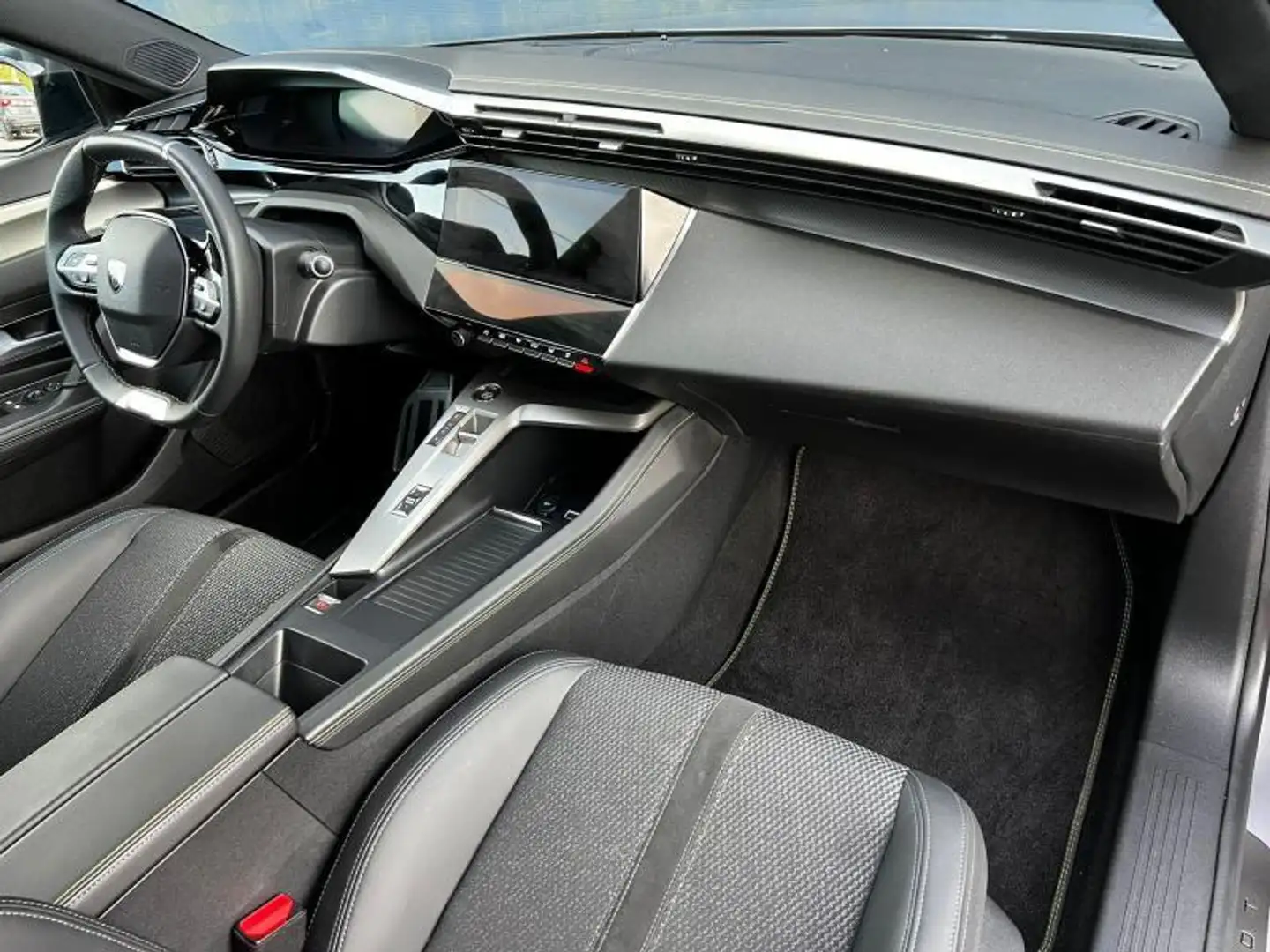 Peugeot 308 GT / SW / MHEV / E-DSC6 Gris - 2