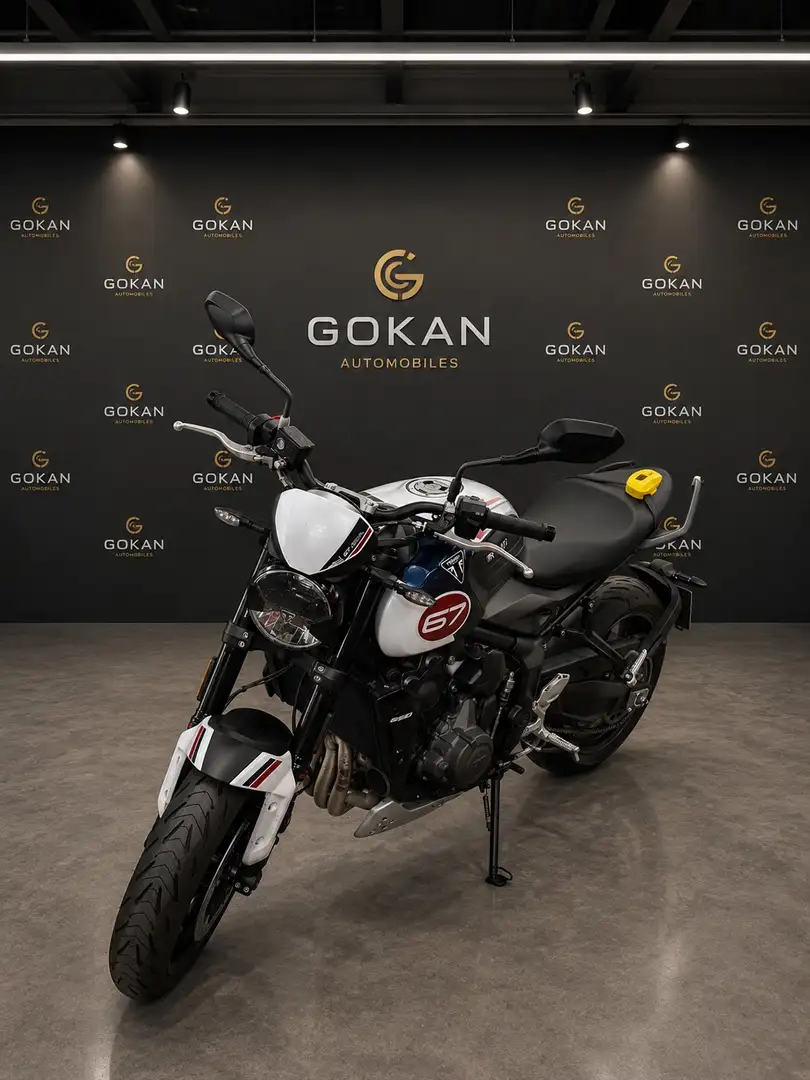 Triumph Trident 660 Edición Especial Triple Tribute Para A2 Blanco - 2