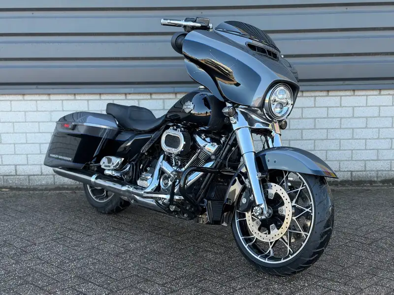 Harley-Davidson Street Glide - foto 4