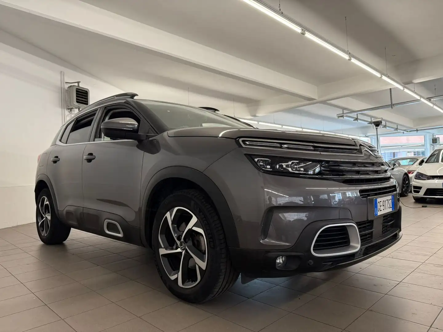 Citroen C5 Aircross BlueHDi 130 S&S EAT8 Shine N1 Autocarro Grijs - 2
