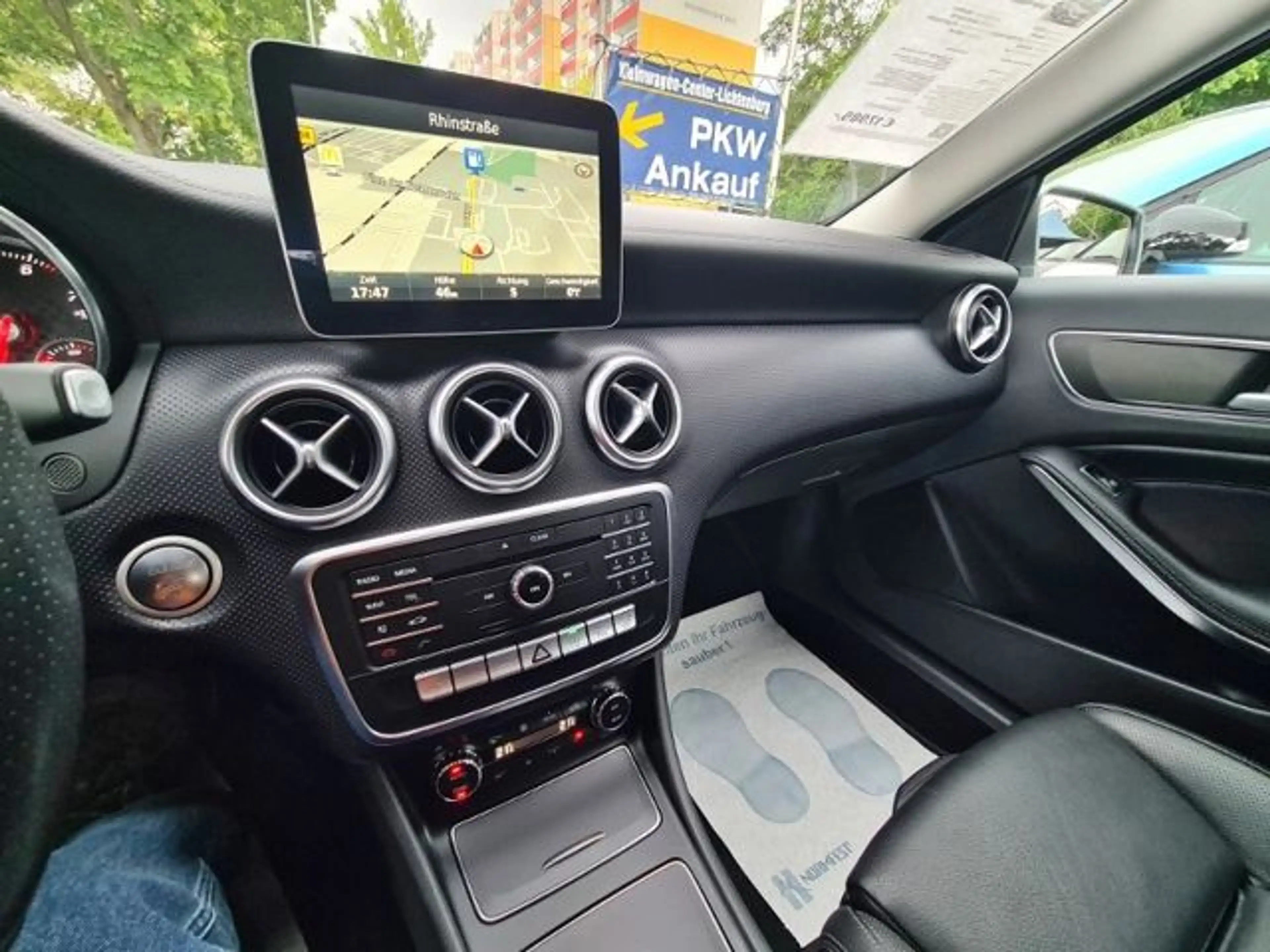 Mercedes-Benz A 180 Leder-Nappa/LED/Navi/Kamera/Sitzh. — photo 10