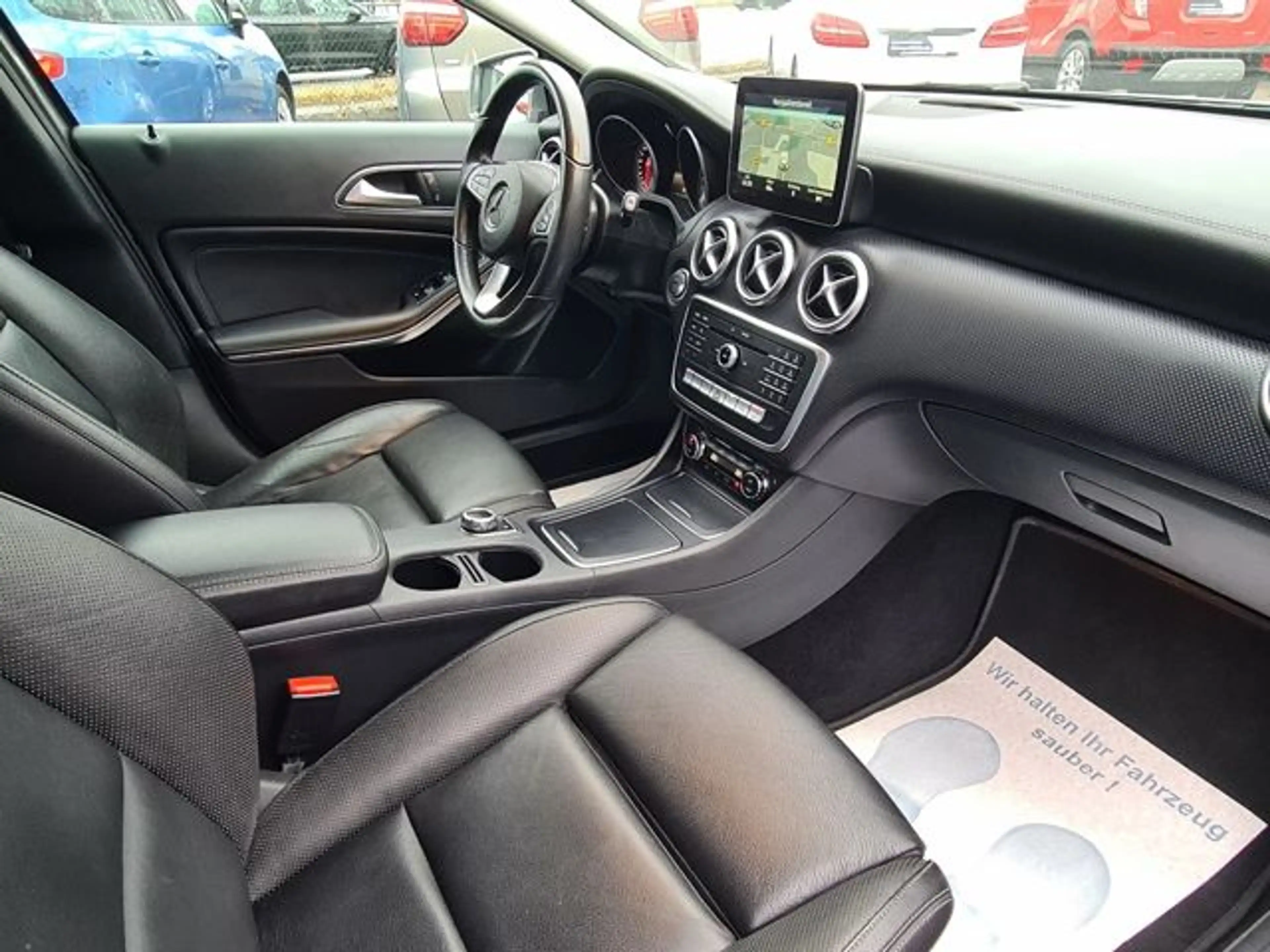 Mercedes-Benz A 180 Leder-Nappa/LED/Navi/Kamera/Sitzh. — photo 11