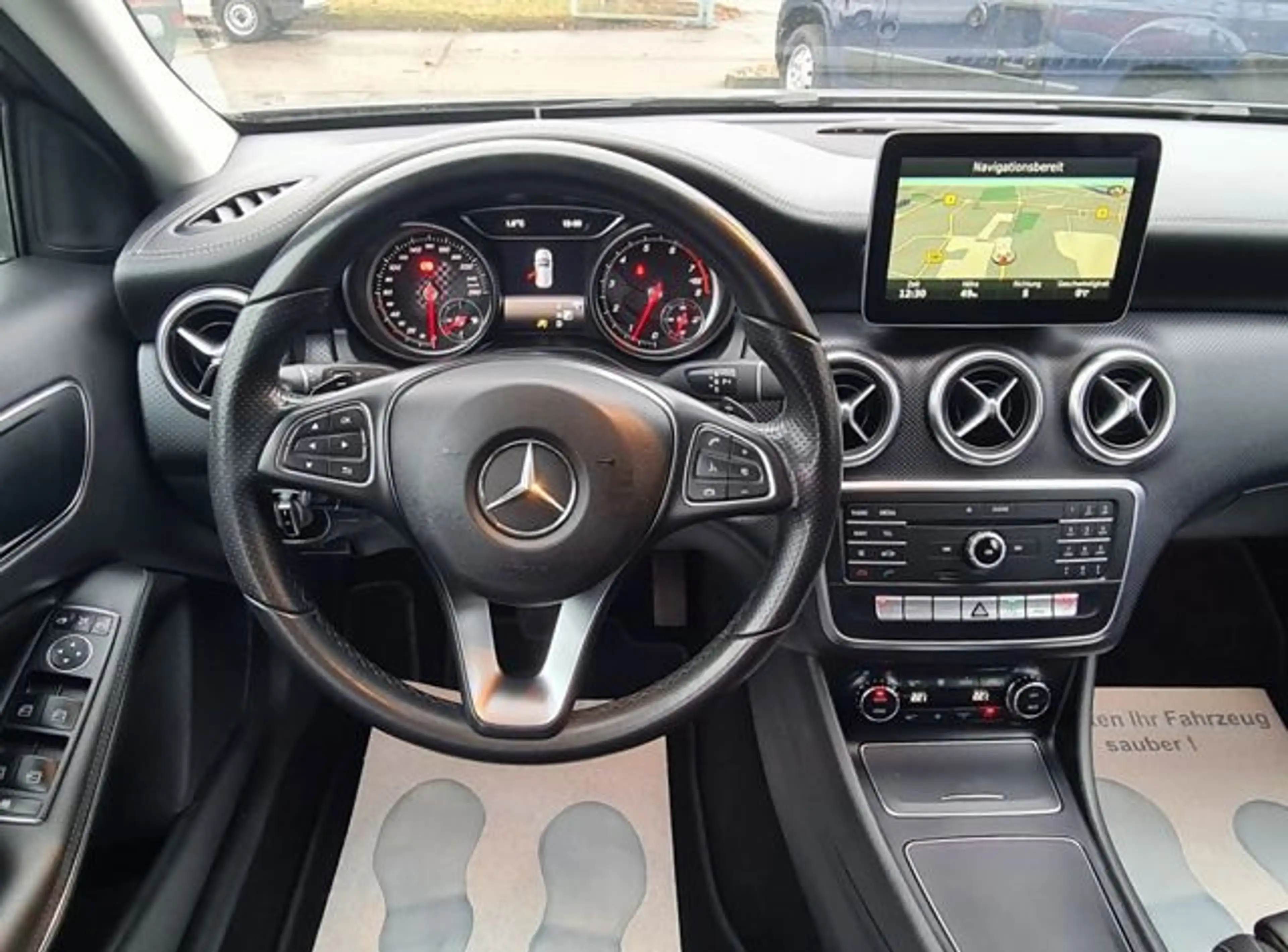 Mercedes-Benz A 180 Leder-Nappa/LED/Navi/Kamera/Sitzh. — photo 8