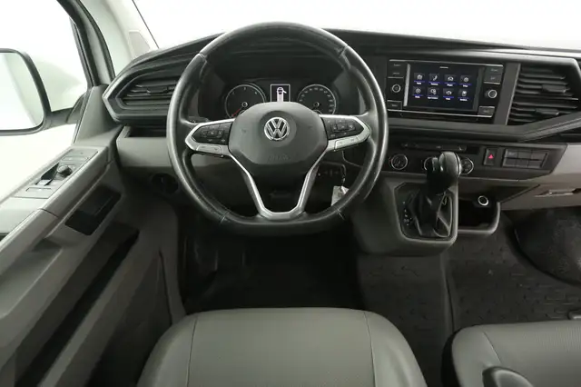 Volkswagen Transporter view 2