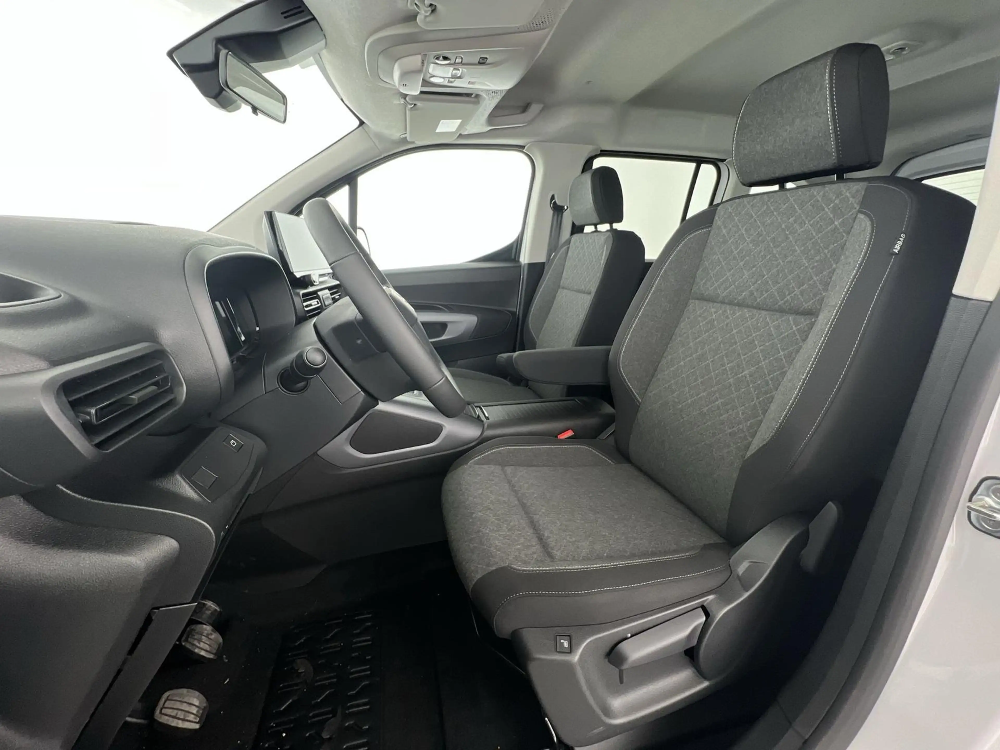 Opel Combo Life Edition 1.5D*SHZ*NAVI*RFK*uvm — photo 8