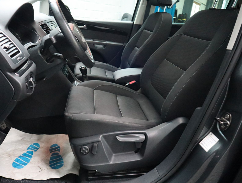 SEAT Alhambra Style Navi Kamera PDC SHZ Temp.7-Sitzer — photo 7