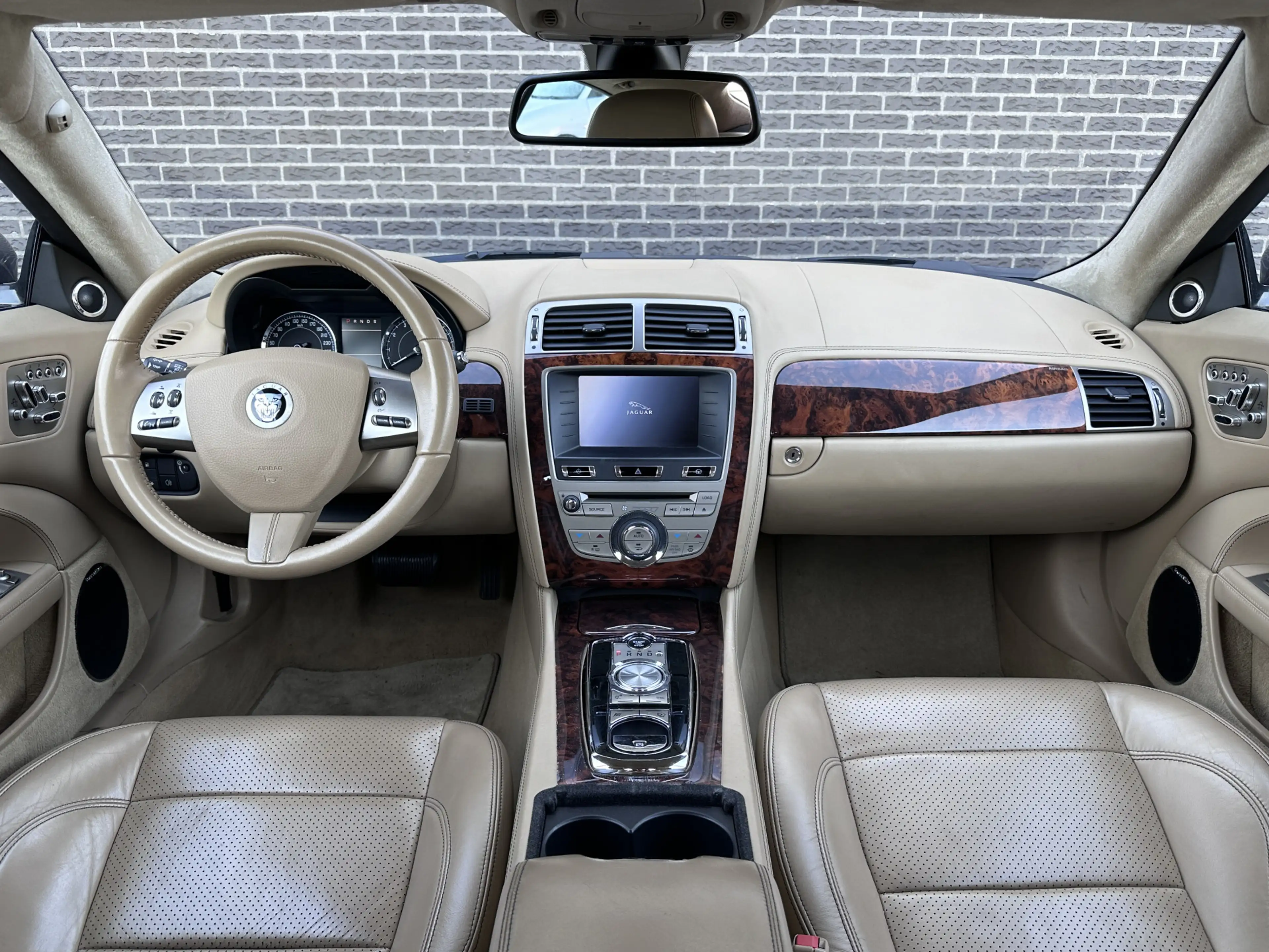 Jaguar XK 5.0 V8 Coupé Portfolio | Bowers & Wilkins | Premiu — photo 2
