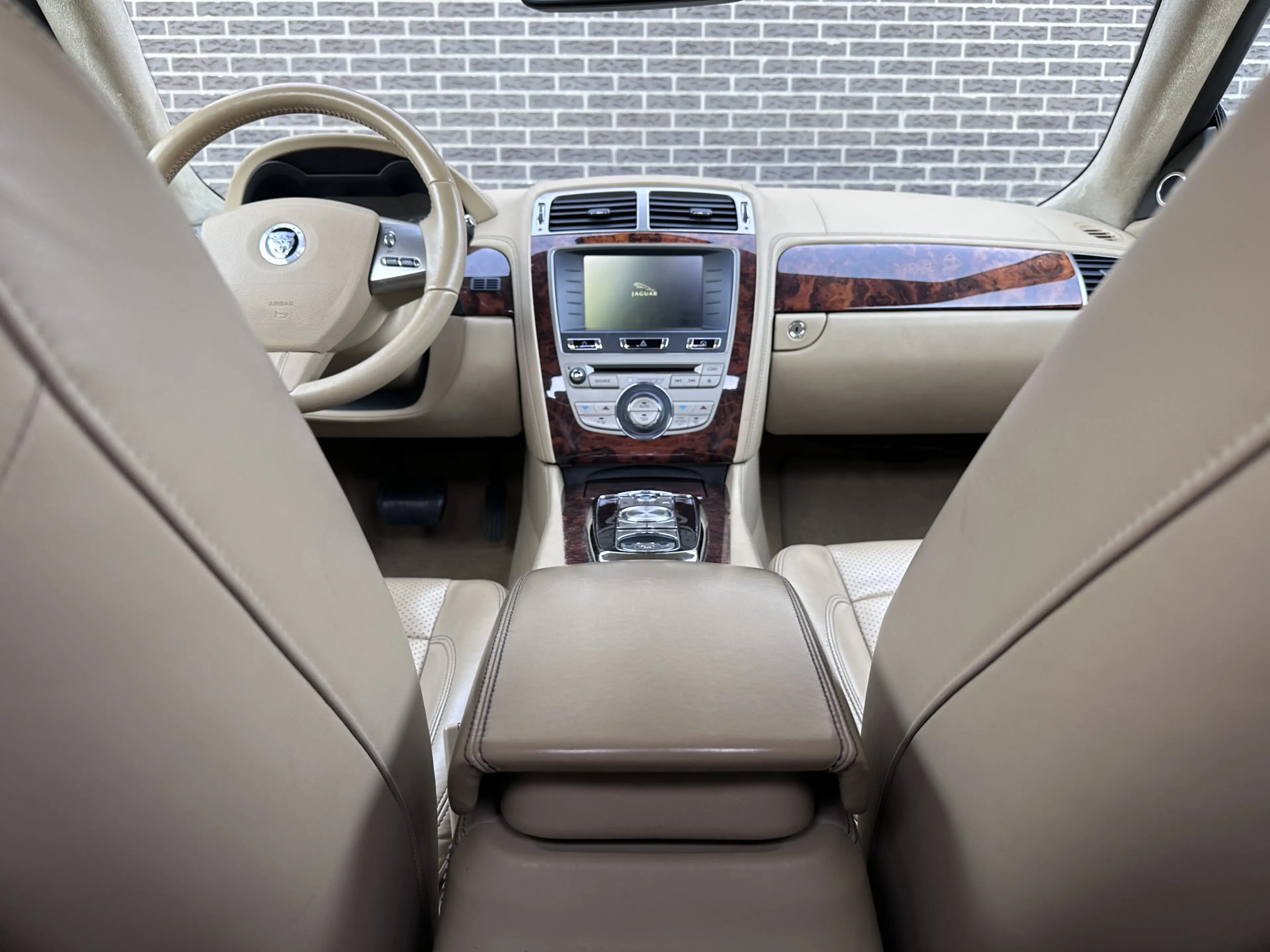 Jaguar XK 5.0 V8 Coupé Portfolio | Bowers & Wilkins | Premiu — photo 26