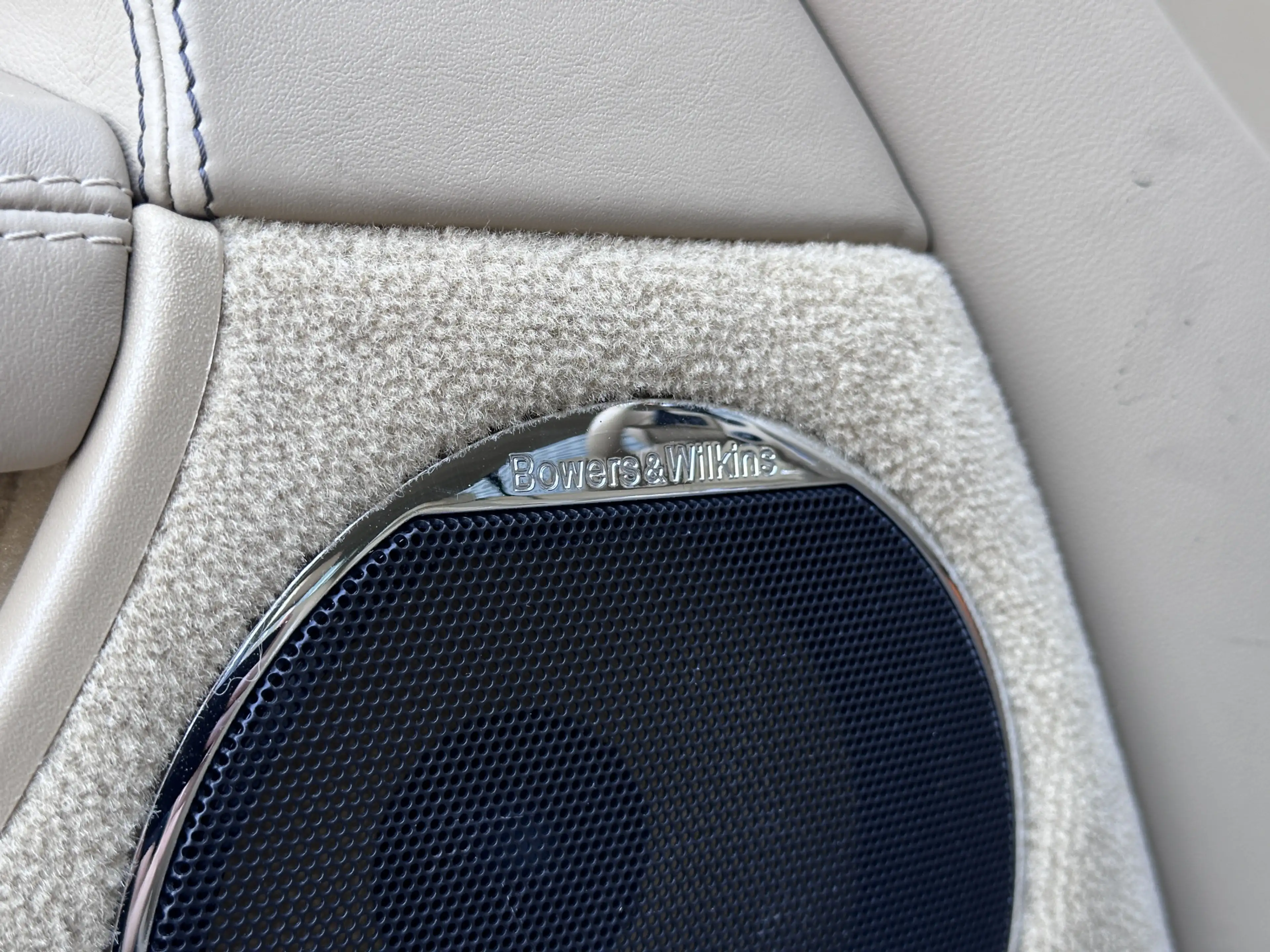 Jaguar XK 5.0 V8 Coupé Portfolio | Bowers & Wilkins | Premiu — photo 25