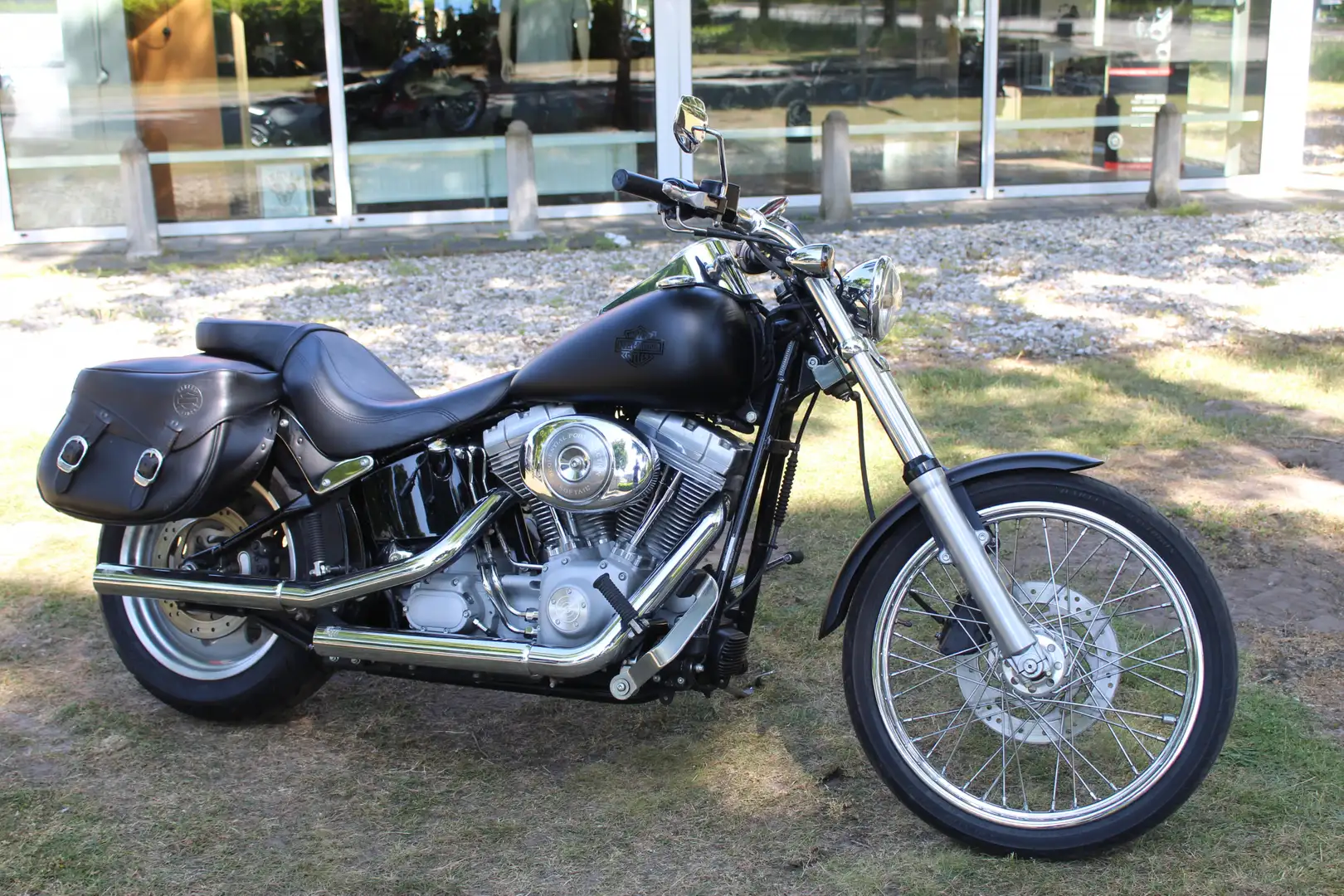 Harley-Davidson Softail Standaard Schwarz - 1