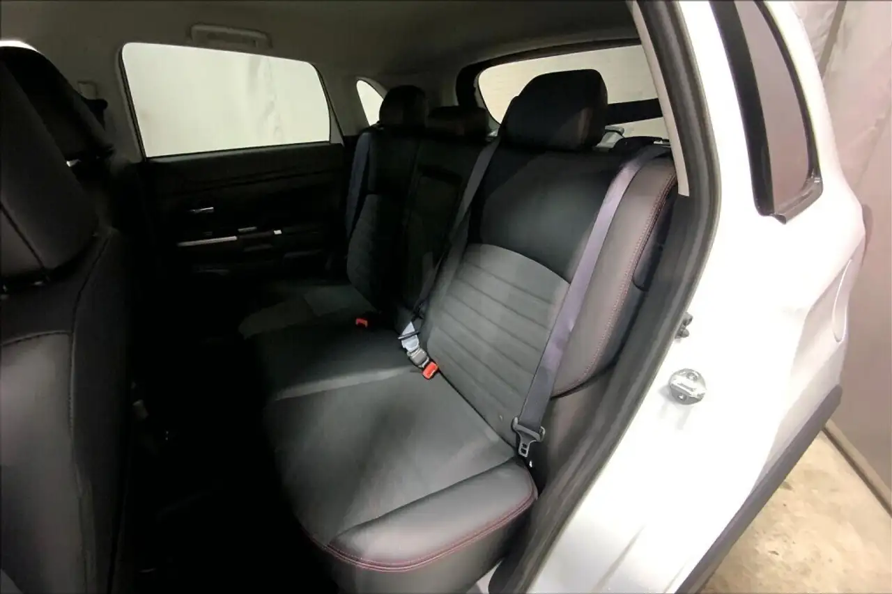 Mitsubishi RVR снимка Mitsubishi RVR