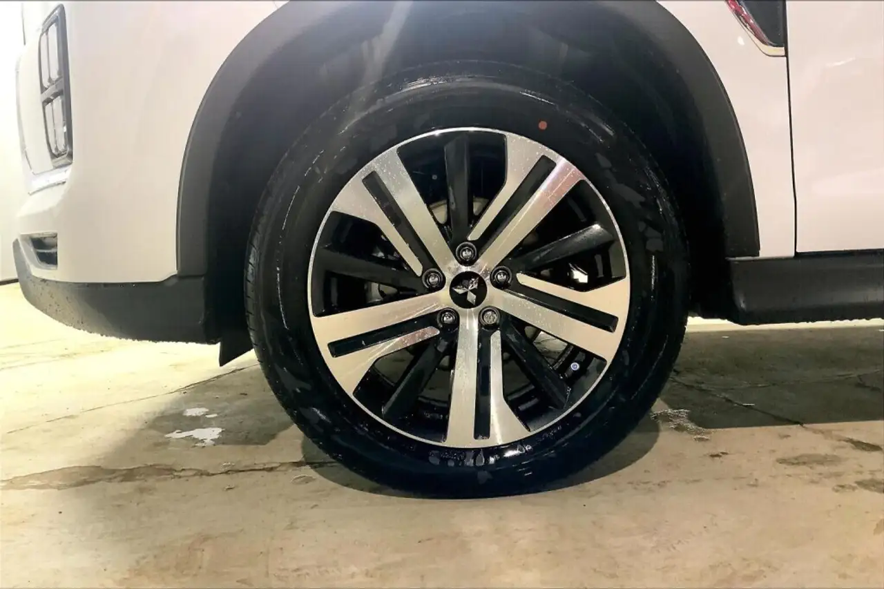 Mitsubishi RVR снимка Mitsubishi RVR