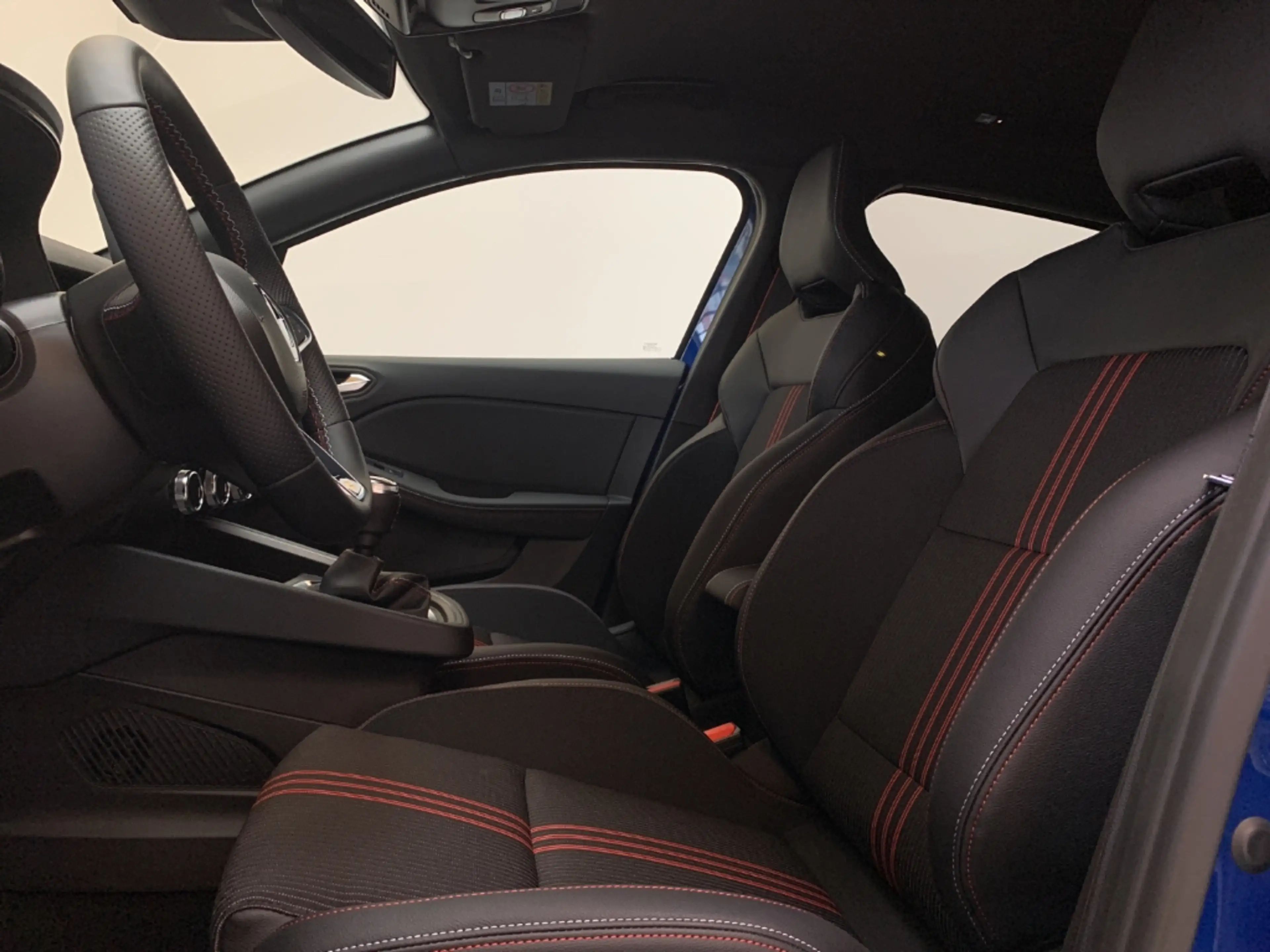 Renault Clio LINE TCe 140 R.S. Line KAMERA+NAVI+SHZ — photo 8