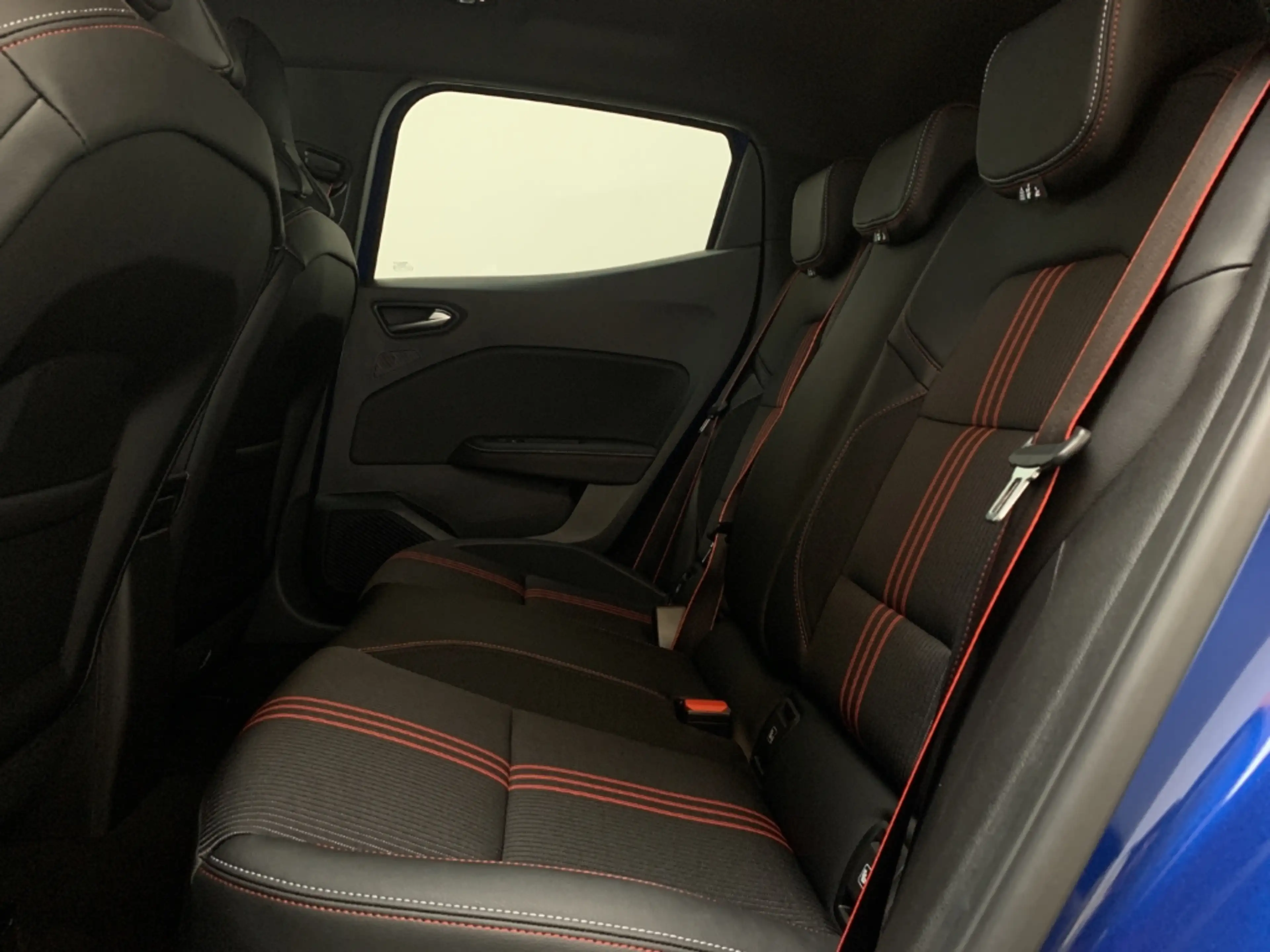 Renault Clio LINE TCe 140 R.S. Line KAMERA+NAVI+SHZ — photo 9