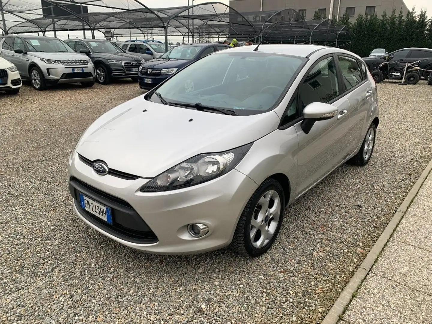 Ford Fiesta 1.4 TDCi 70CV 5 porte Titanium Grigio - 1