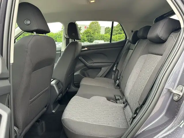 Volkswagen T-Cross view 7