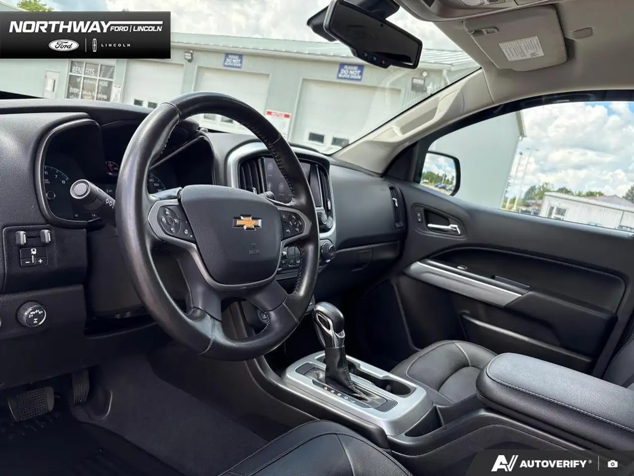 Chevrolet Colorado photo Chevrolet Colorado