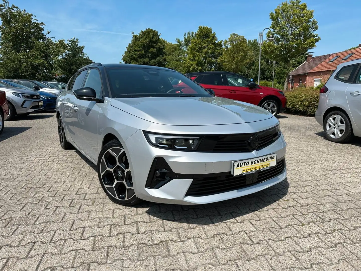 Opel Astra L ST Ultimate Automatik AGR/360°Kamera/AHK Grau - 1
