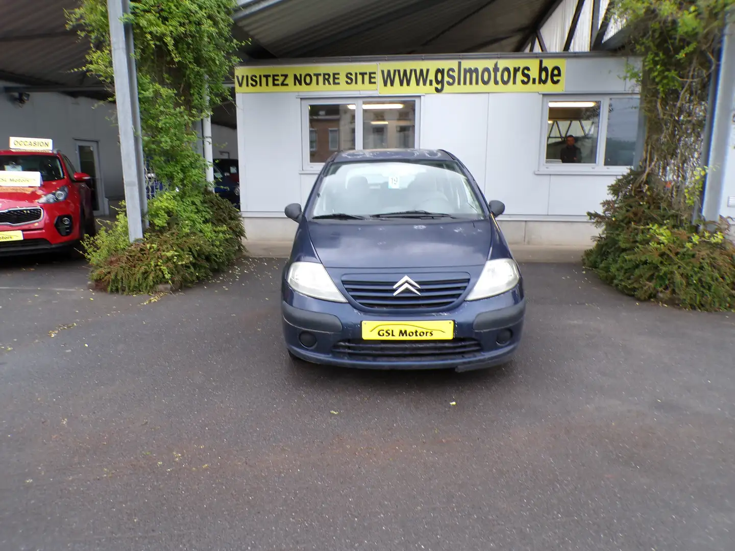 Citroen C3 1.1i 60cv bleu 10/03 1.000 € marchand Radio CD Bleu - 2