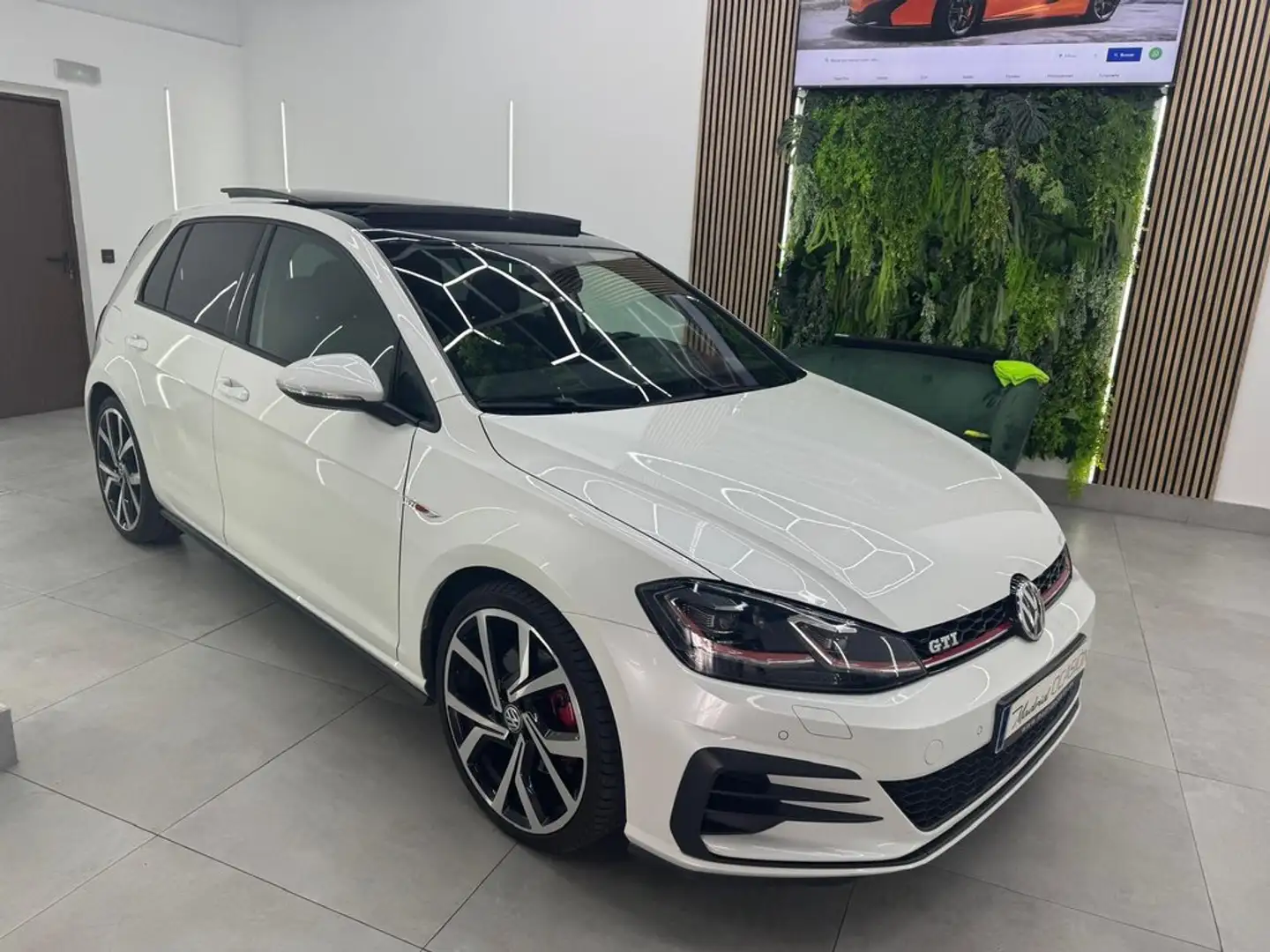 Volkswagen Golf GTI 2.0 TSI 169kW (230CV) DSG Blanco - 2