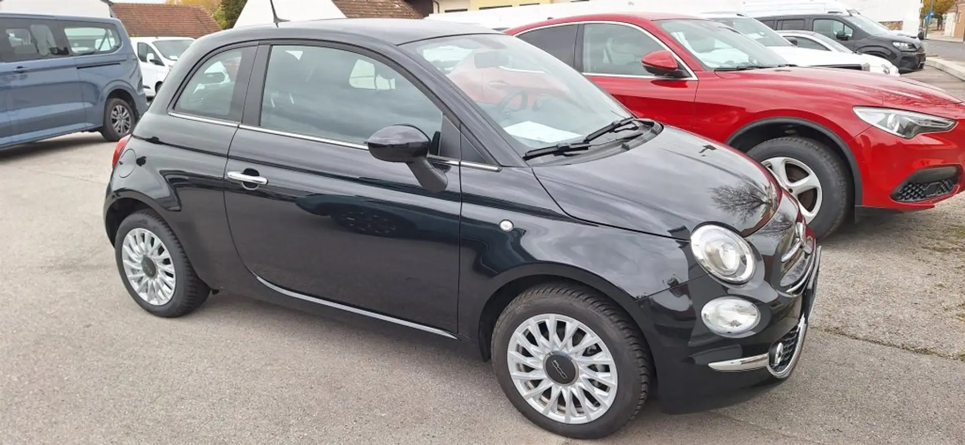Fiat 500 Hybrid Hatchback DolceVita Schwarz - 2