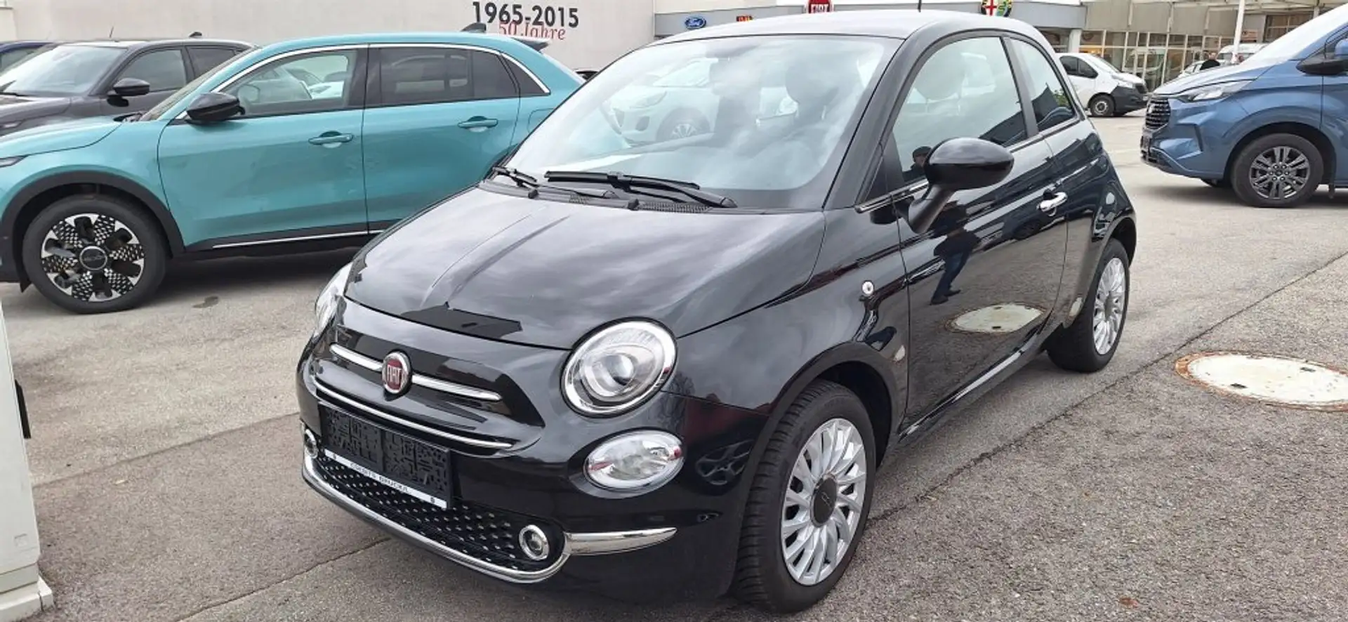 Fiat 500 Hybrid Hatchback DolceVita Schwarz - 1