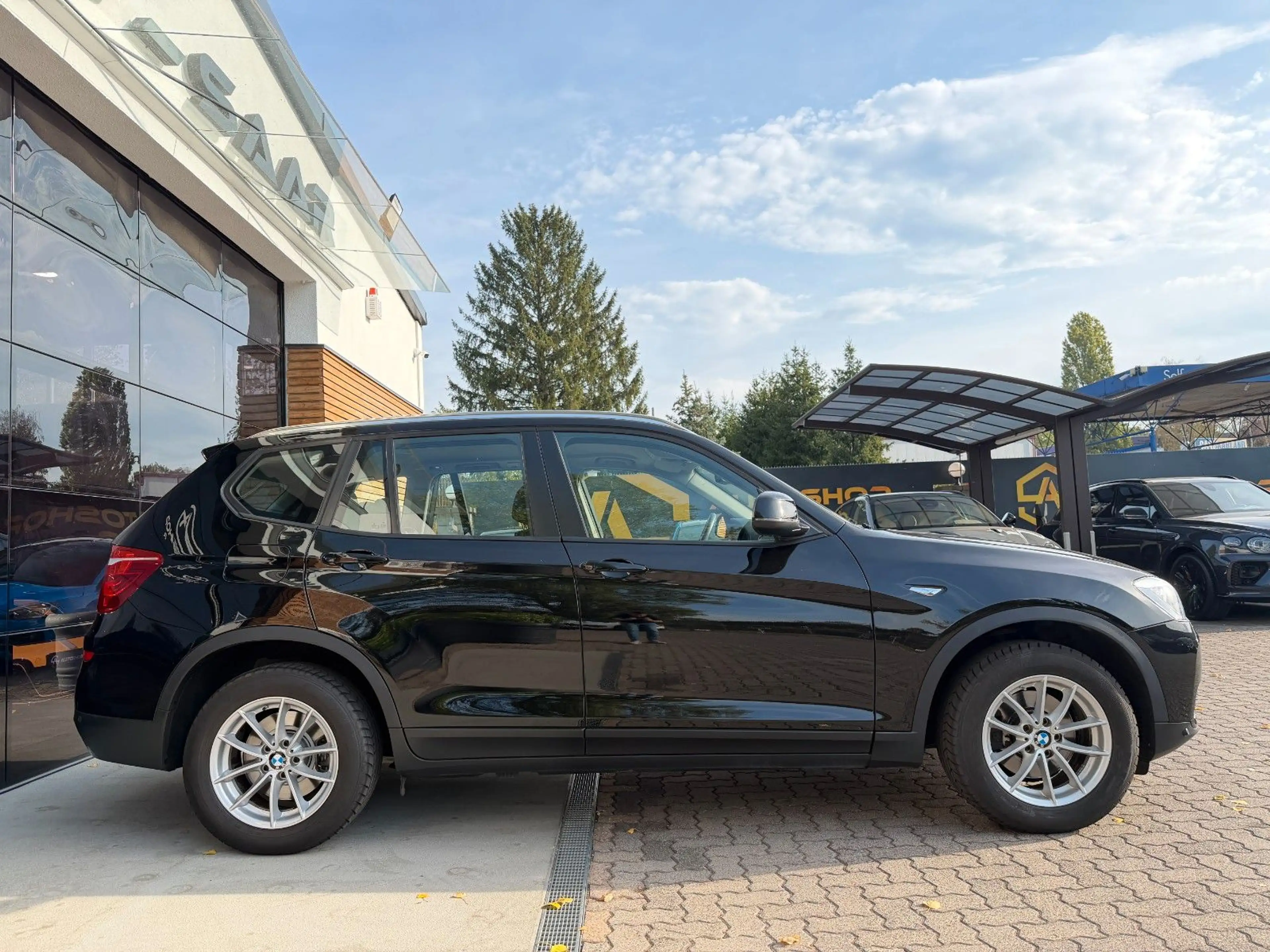 BMW X3 xDrive 20 i Advantage 1-HAND/Xenon/CAM/AUT — photo 6