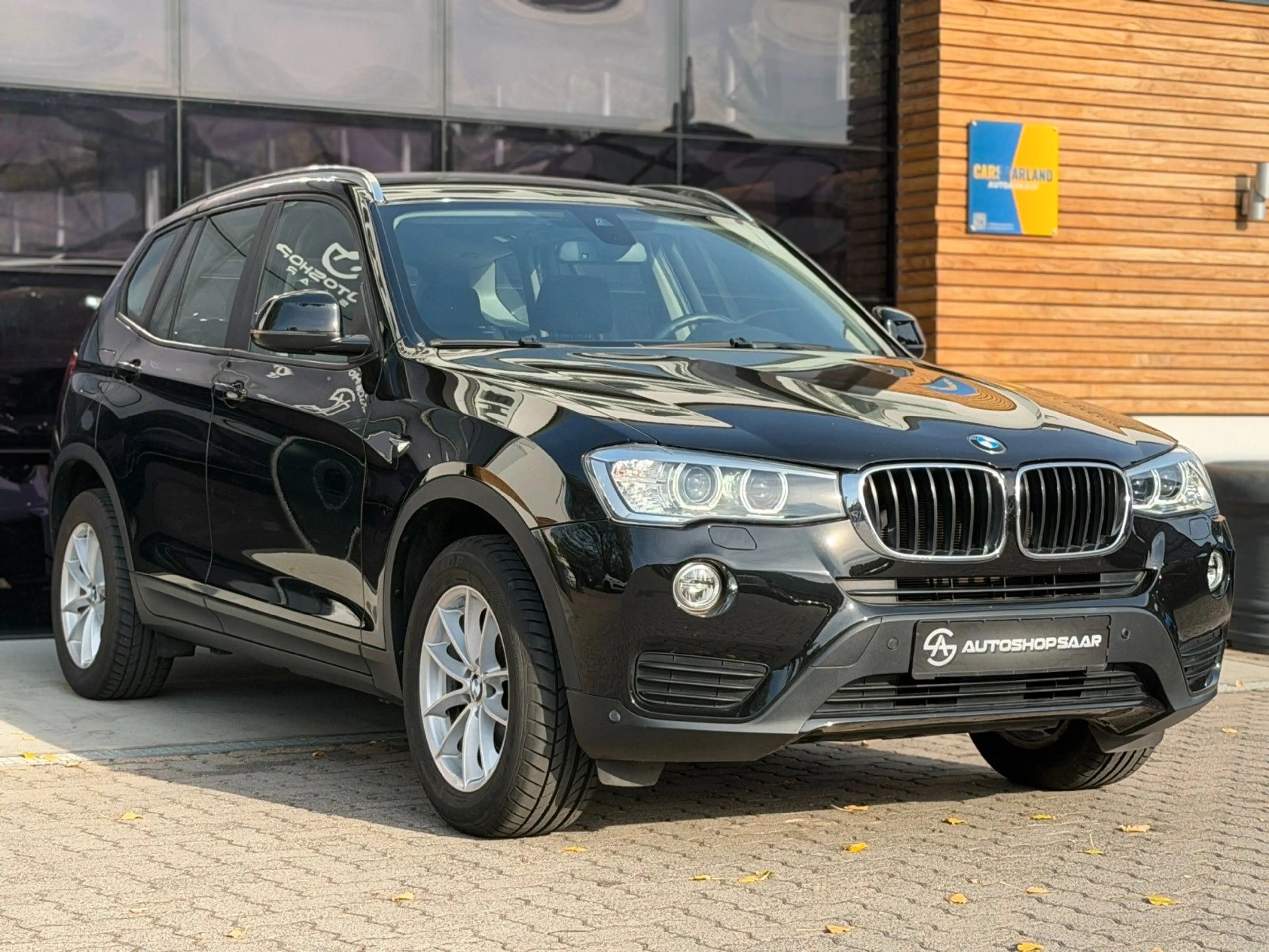 BMW X3 xDrive 20 i Advantage 1-HAND/Xenon/CAM/AUT — photo 2