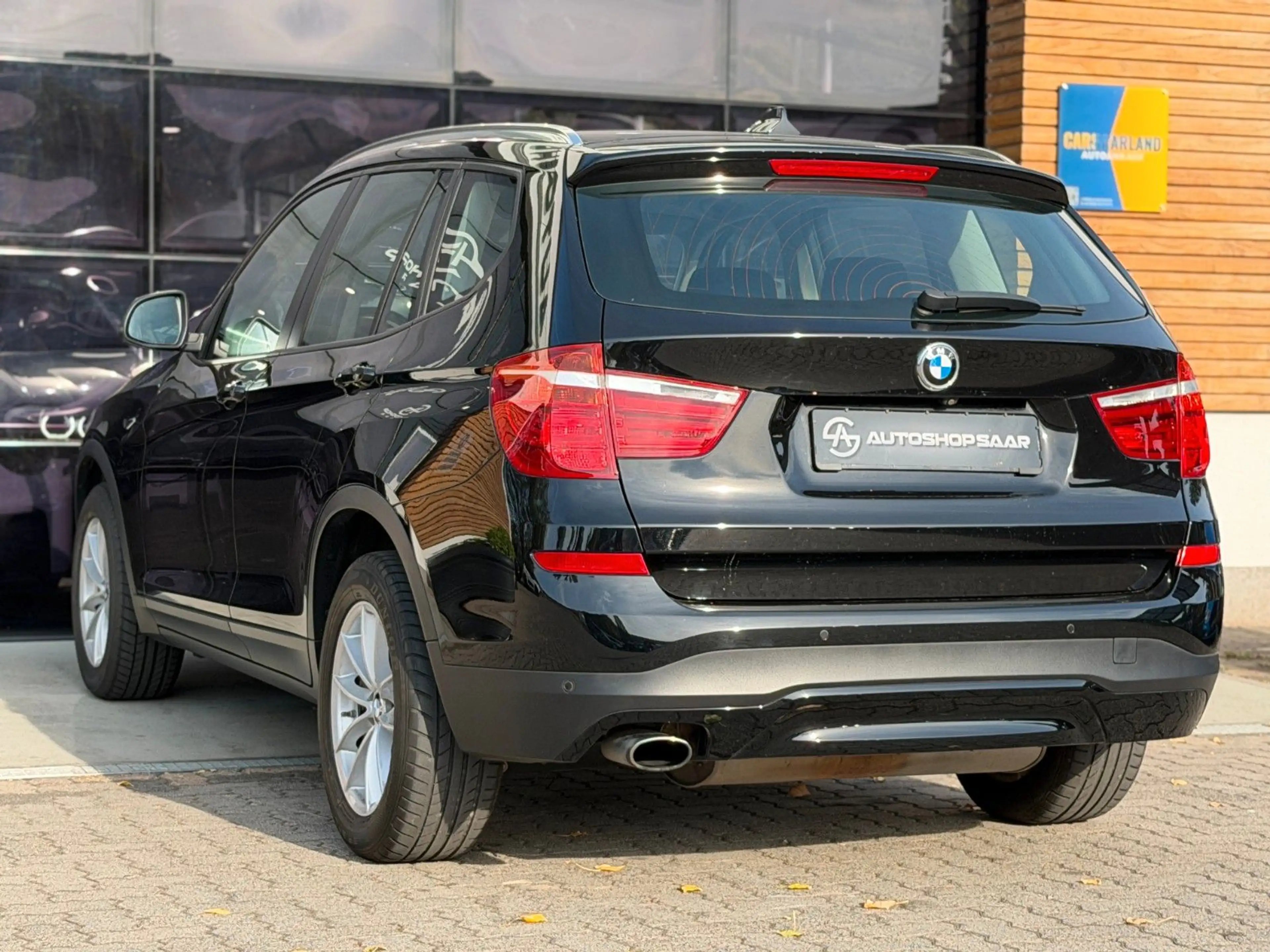 BMW X3 xDrive 20 i Advantage 1-HAND/Xenon/CAM/AUT — photo 8