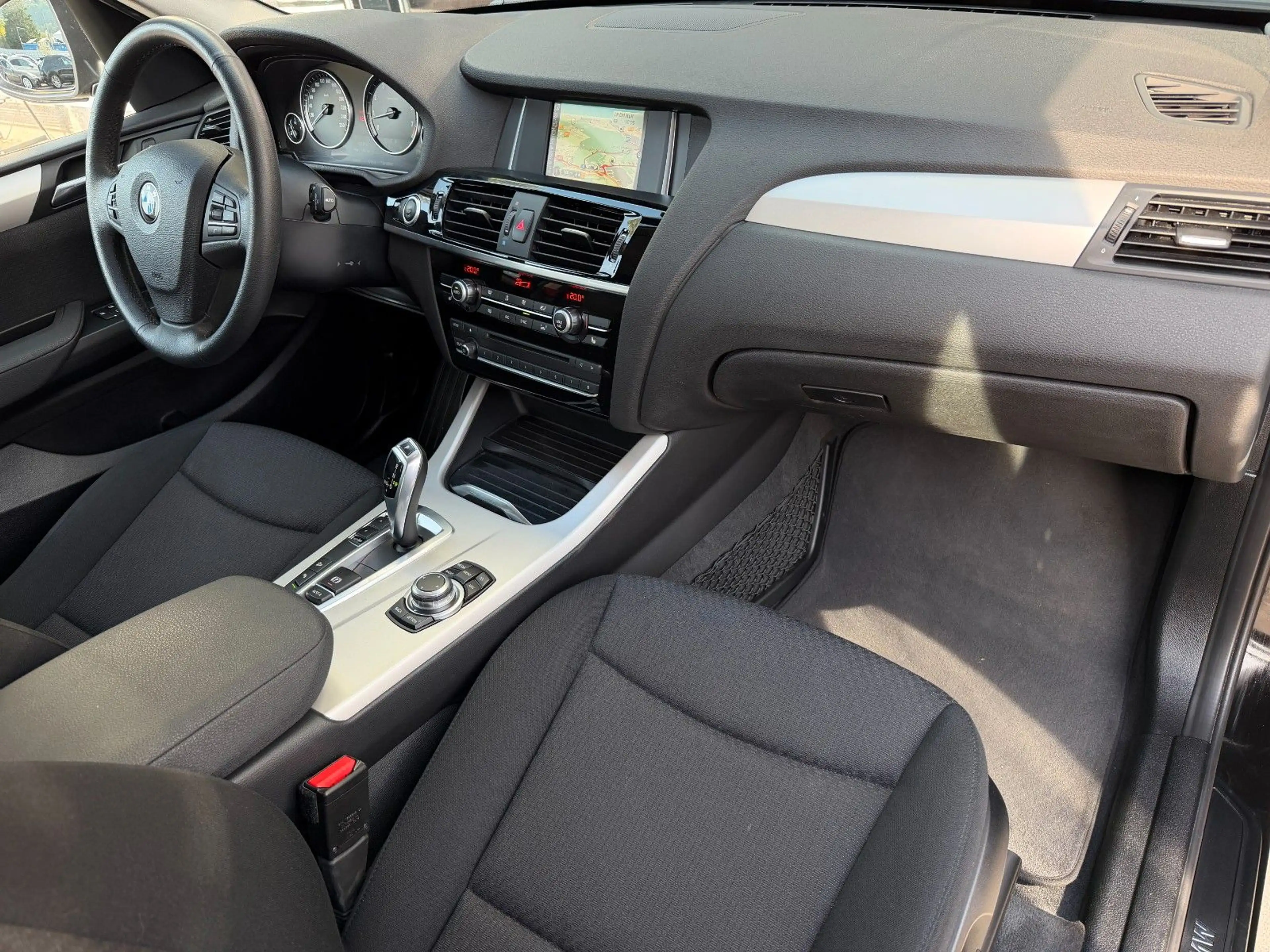 BMW X3 xDrive 20 i Advantage 1-HAND/Xenon/CAM/AUT — photo 15