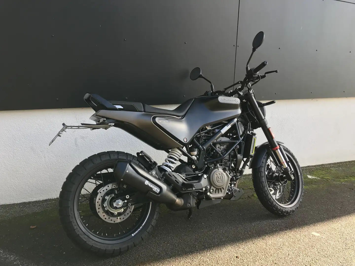 Husqvarna Svartpilen Zwart - 2