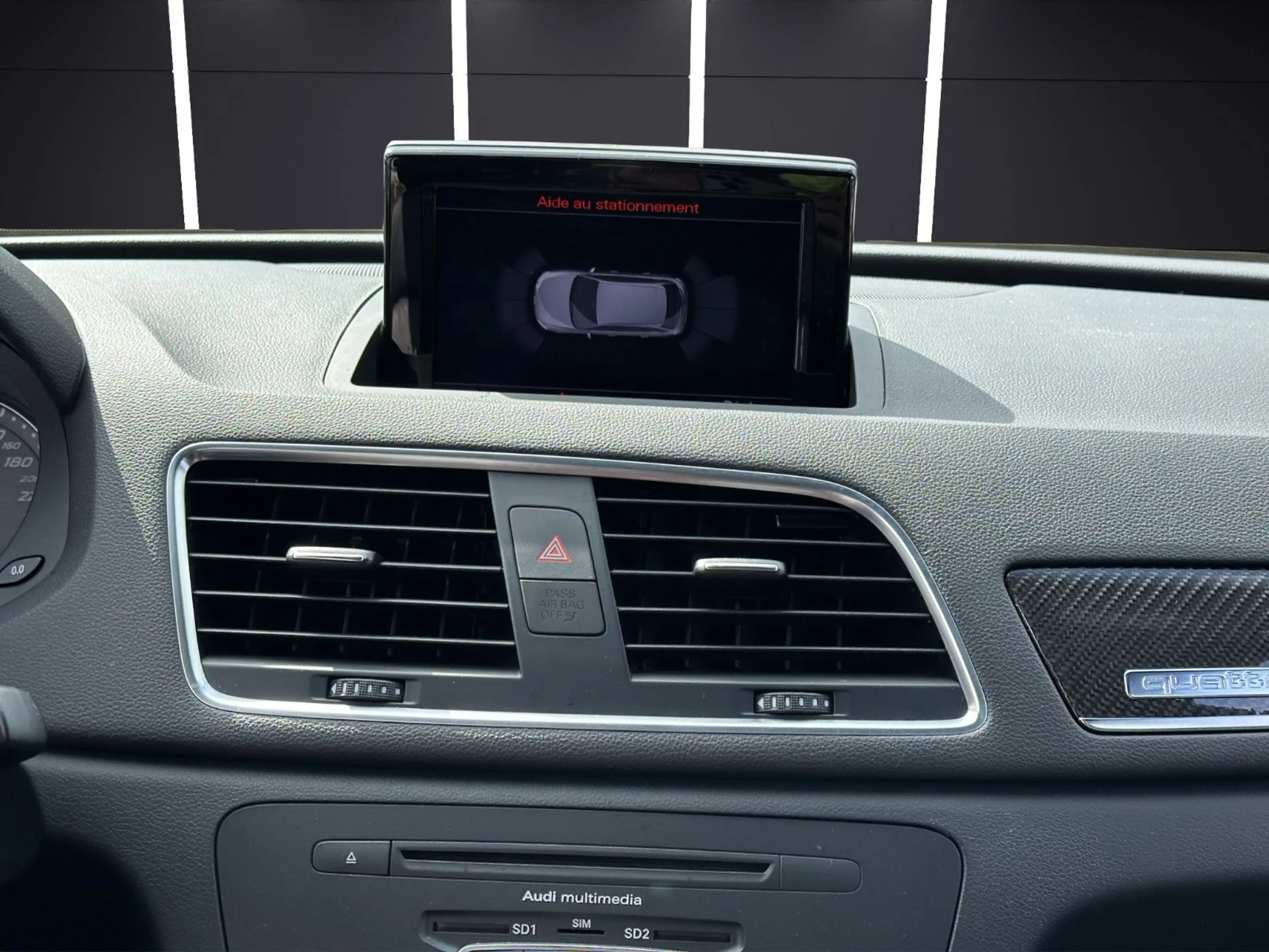 Audi RS Q3 2.5 TFSI quattro *Carbon*Bose*Pano*Naviplus — photo 15