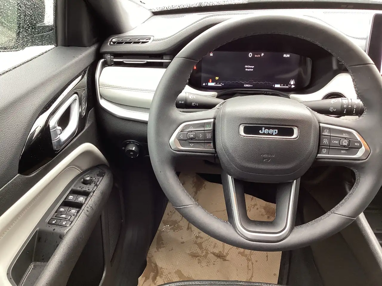 Jeep Compass photo Jeep Compass