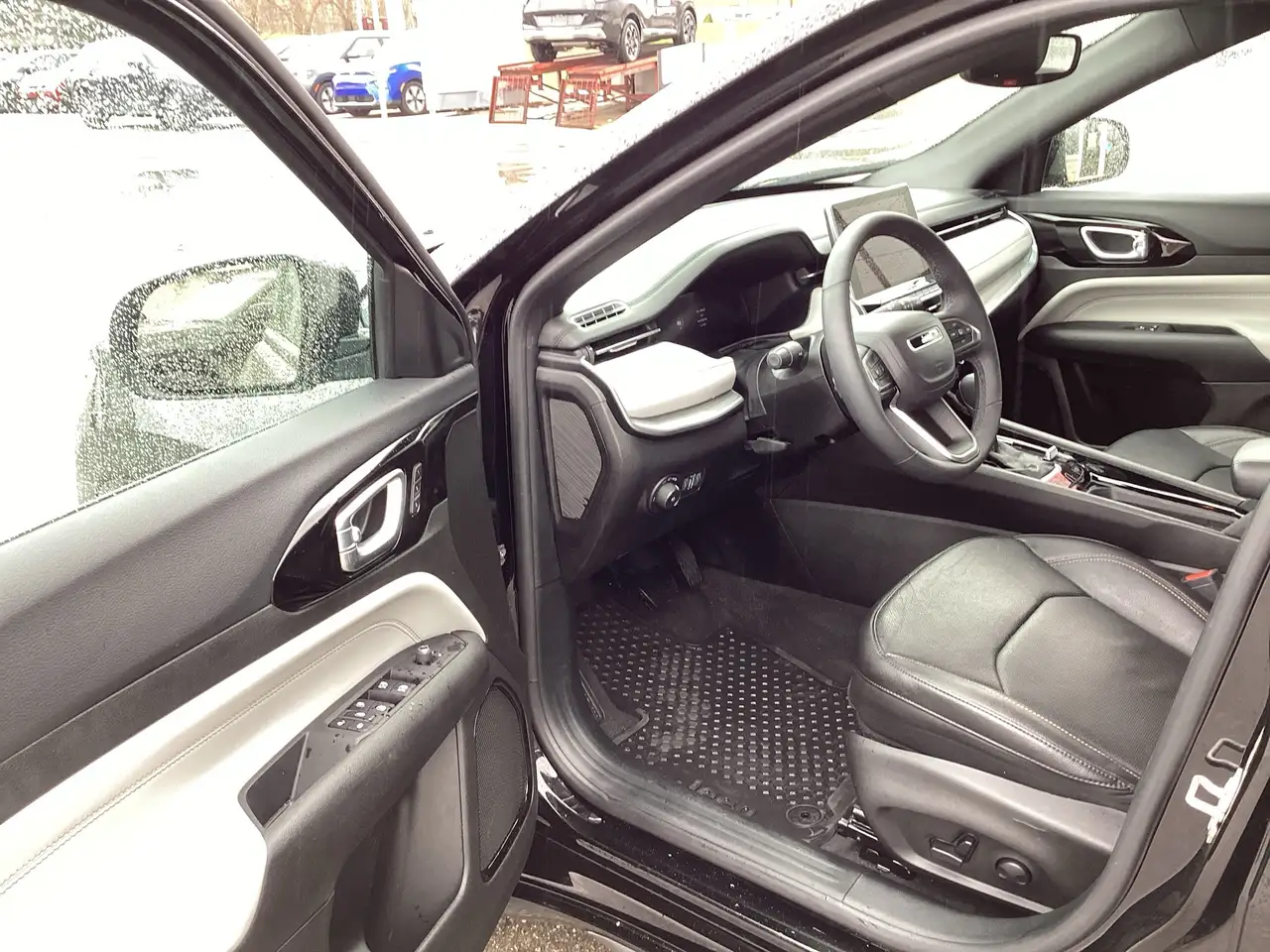 Jeep Compass photo Jeep Compass