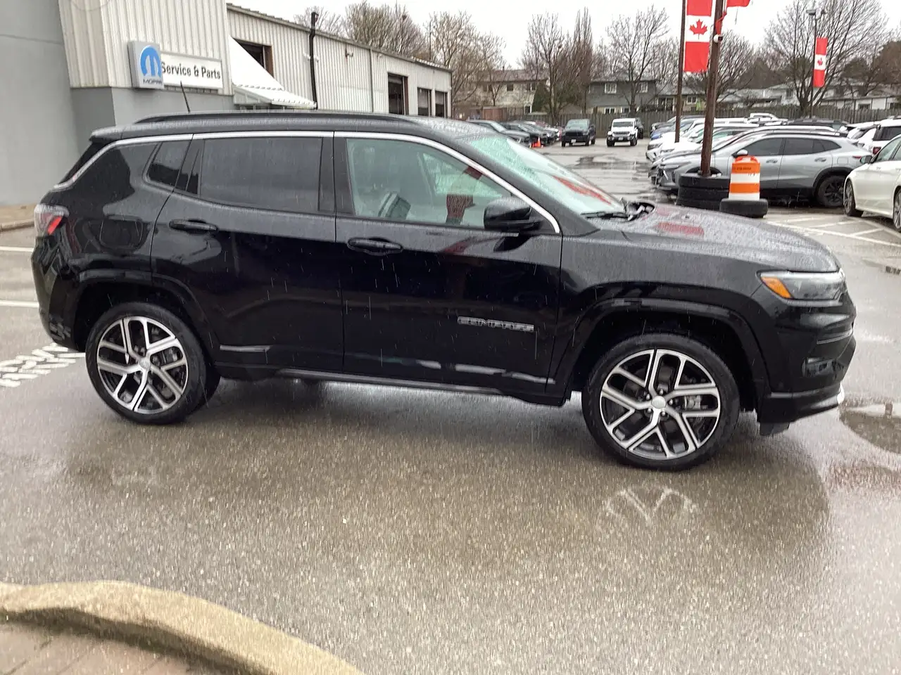 Jeep Compass photo Jeep Compass