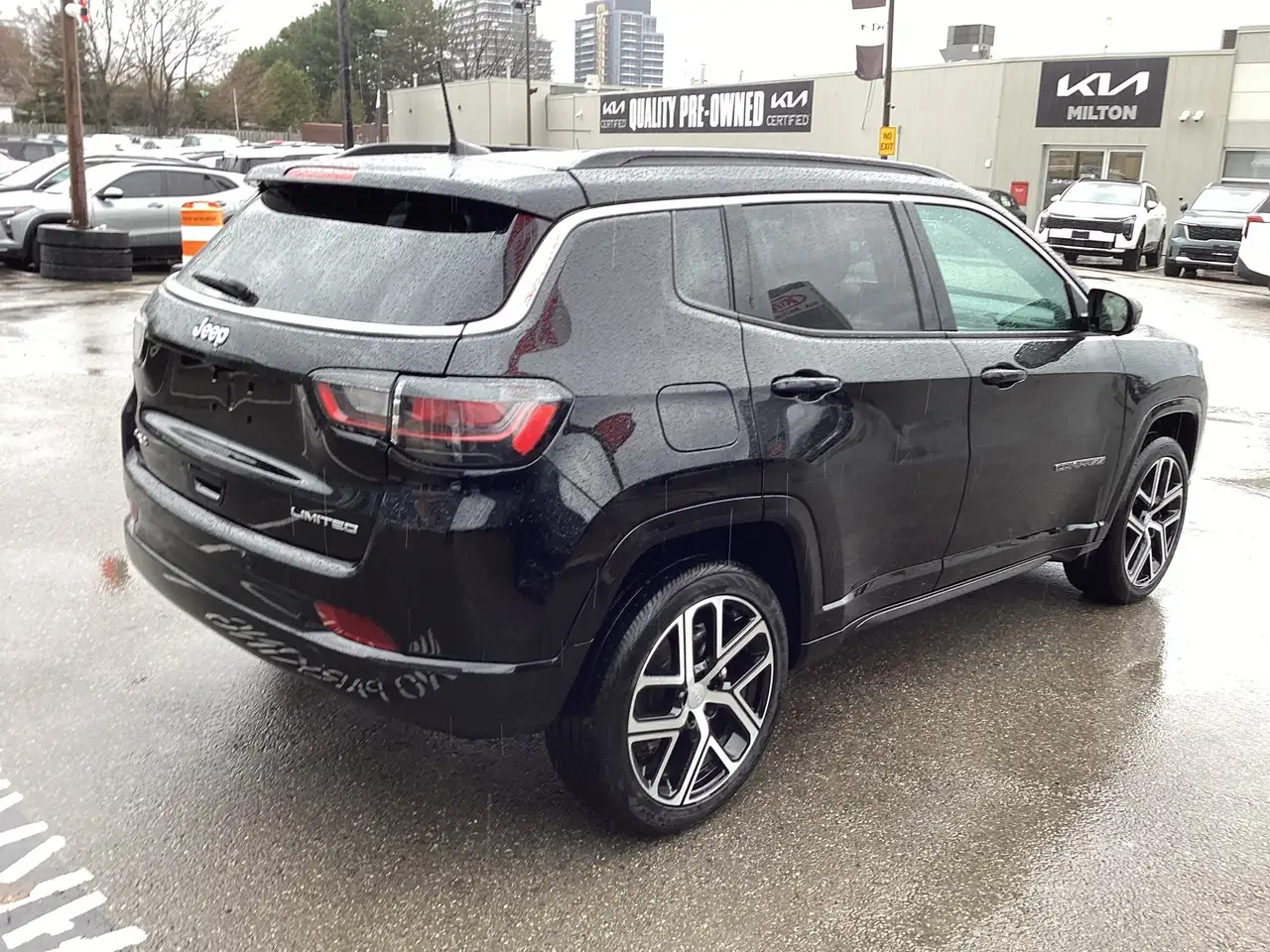 Jeep Compass photo Jeep Compass
