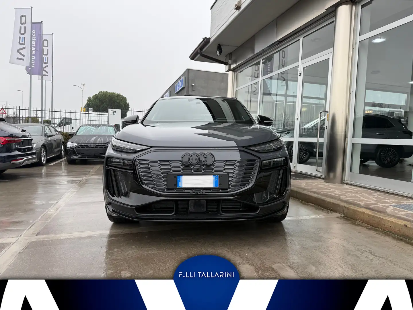 Audi Q6 e-tron Q6 e-tron S line edition one quattro 387cv Grigio - 2