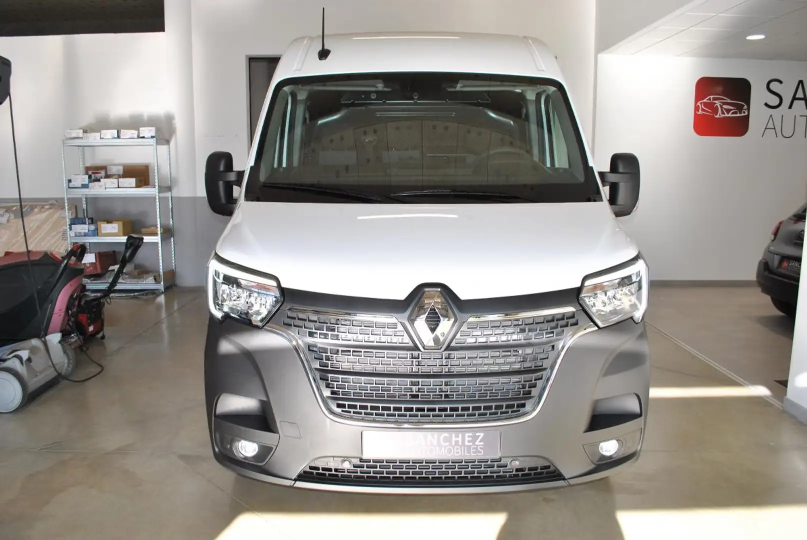 Renault Master III 2.3 DCI 150 L2H2 3T5 PRO+ White - 2