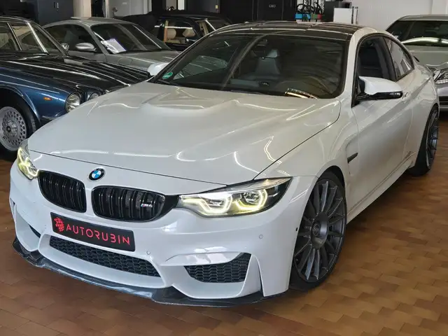BMW M4 Competition  GRAIL/CARBON/H&K/M-DRVER