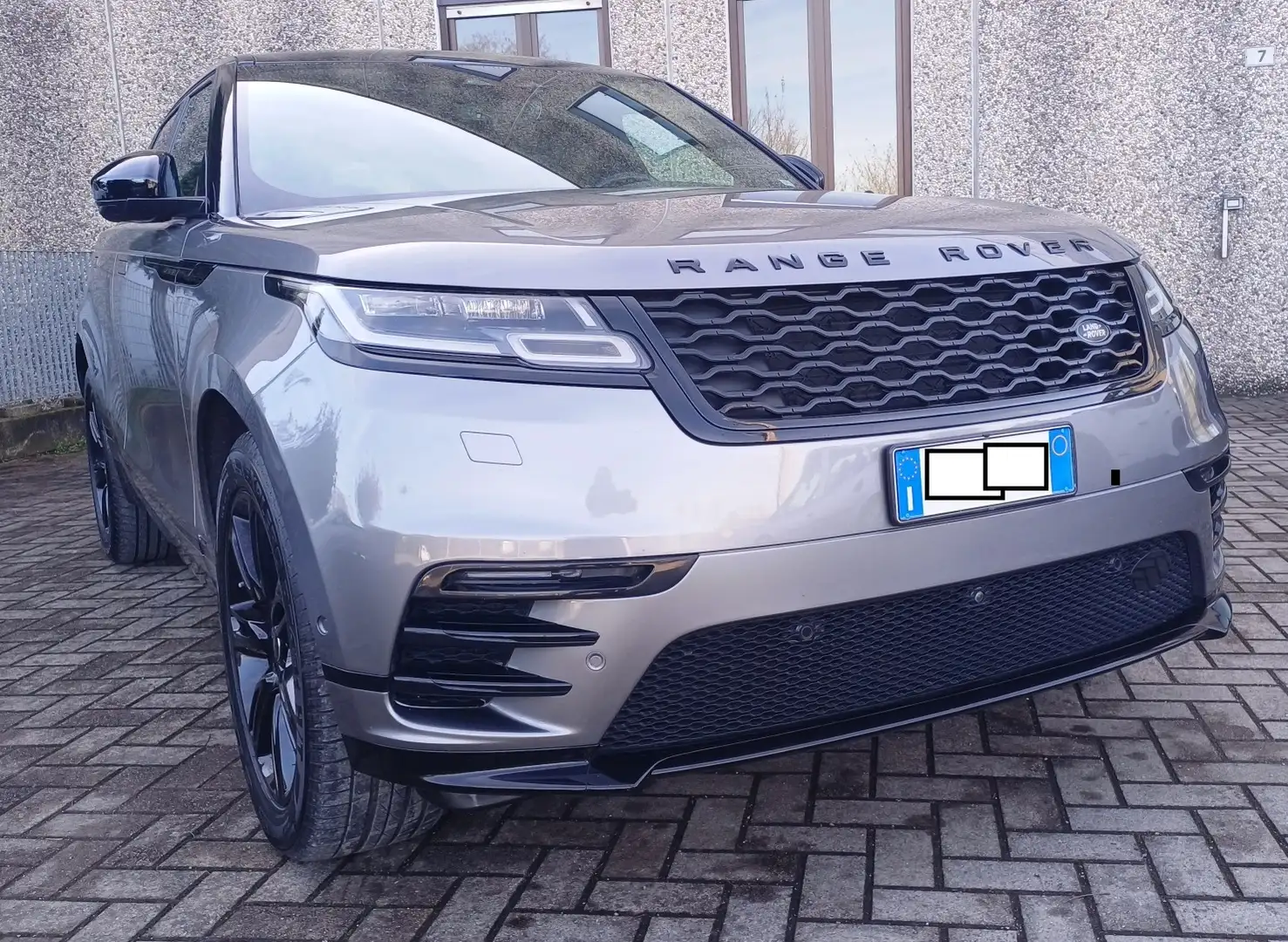 Land Rover Range Rover Velar 2.0D 204cv R-Dynamic S Garanzia Uff. Approved 4/27 Grau - 1