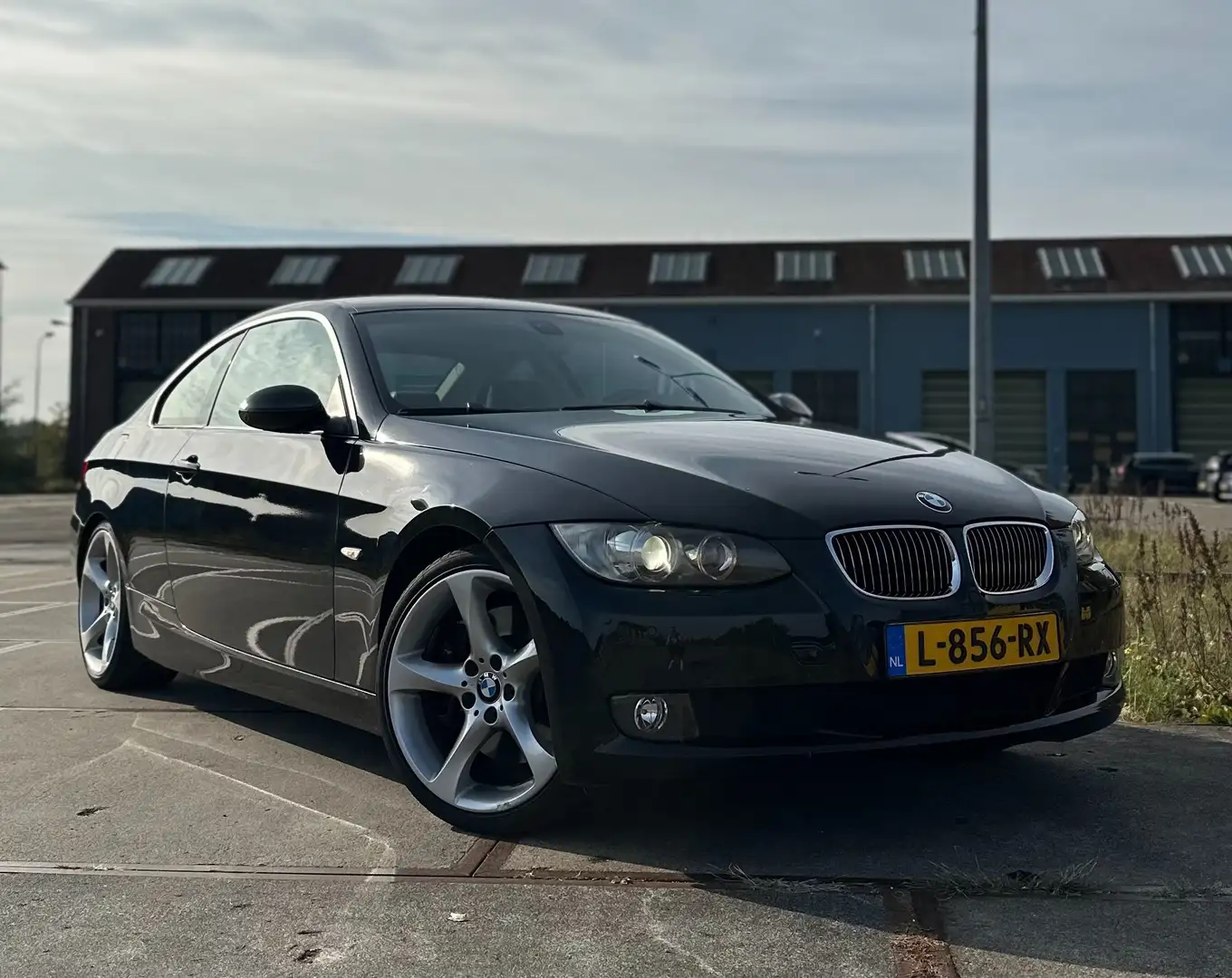BMW 335 Handbak Zwart - 1
