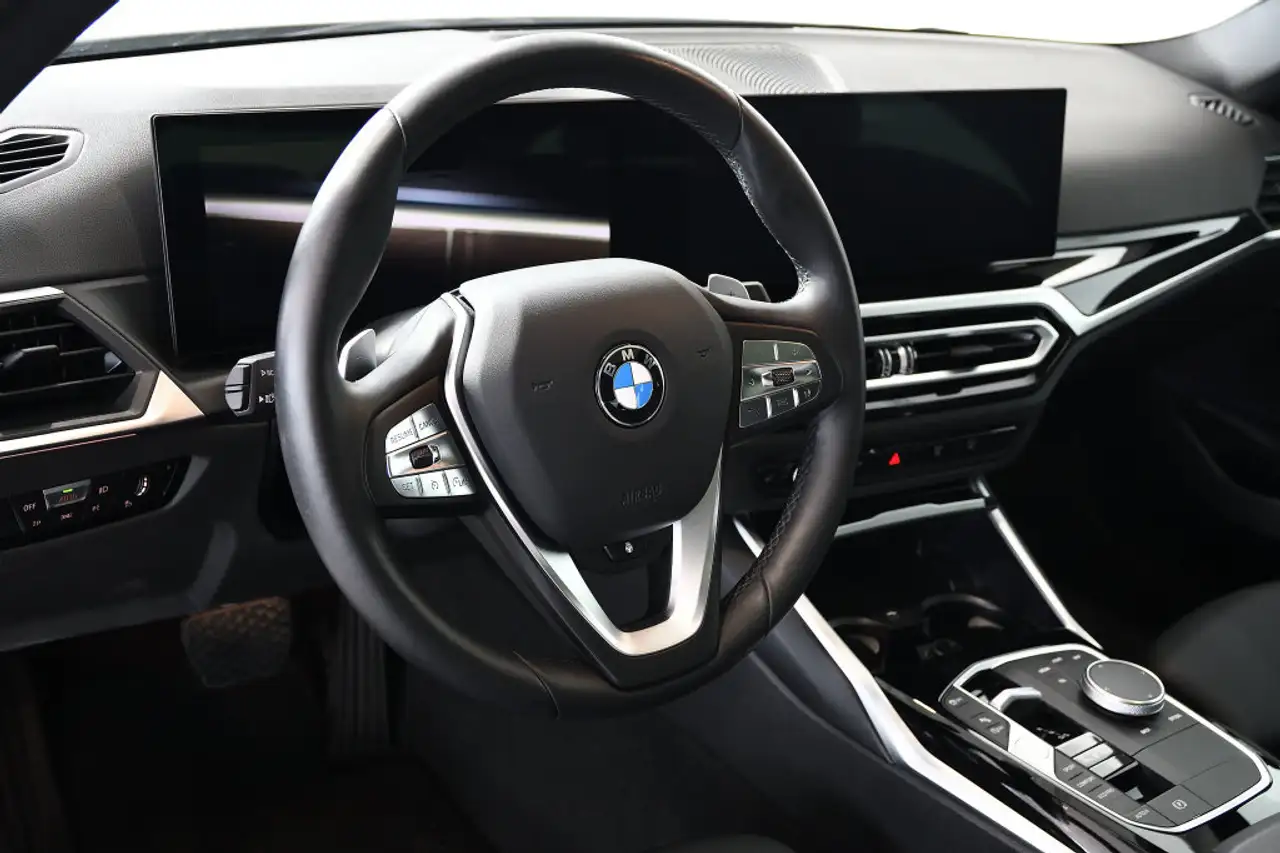 BMW 3 Series снимка BMW 3 Series