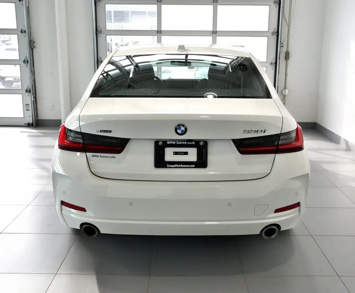BMW 3 Series снимка BMW 3 Series