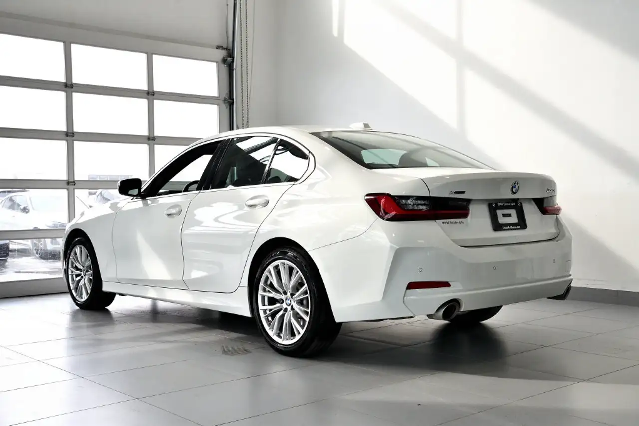 BMW 3 Series снимка BMW 3 Series